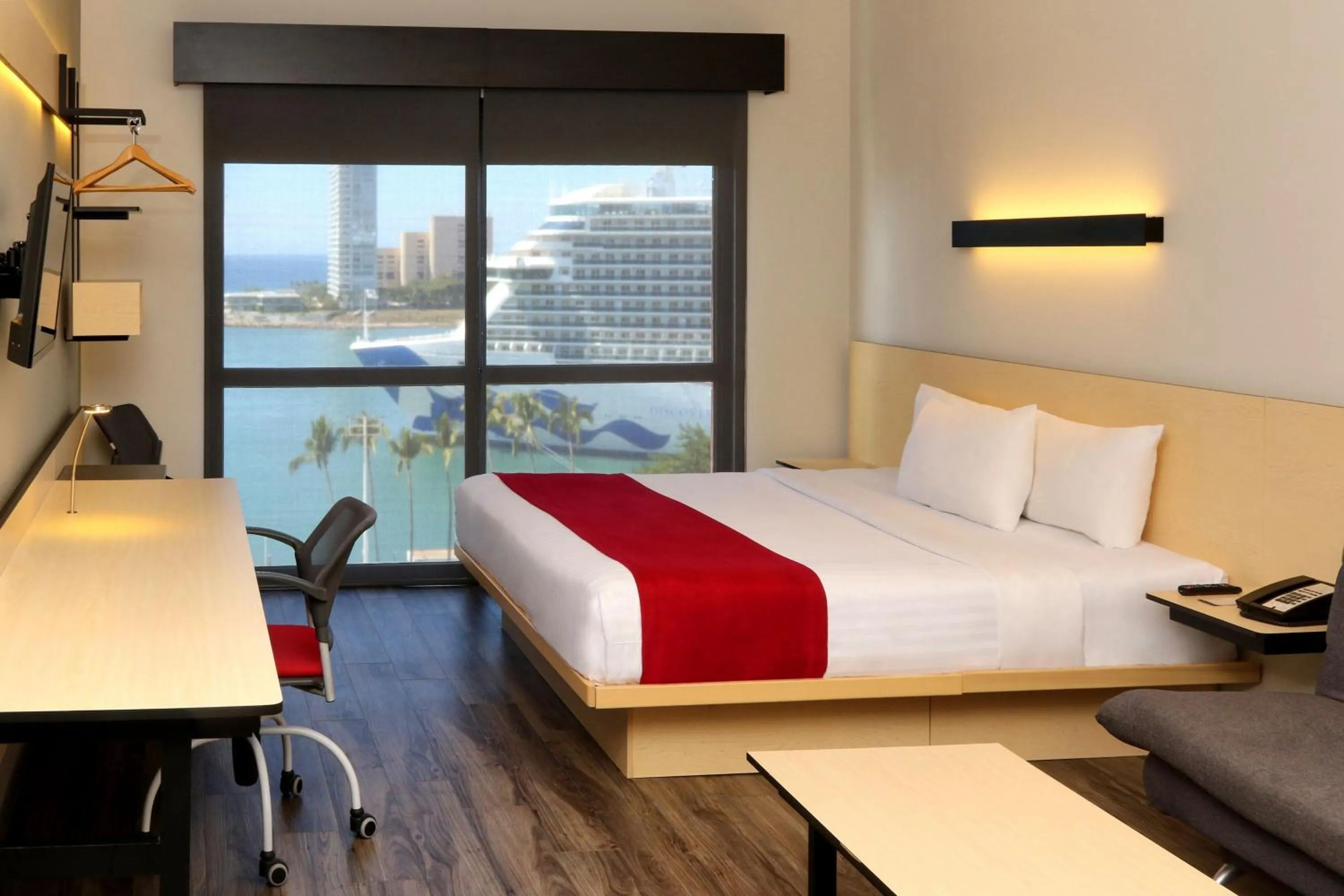 Photo of the whole room, Bed in City Express Plus by Marriott Puerto Vallarta