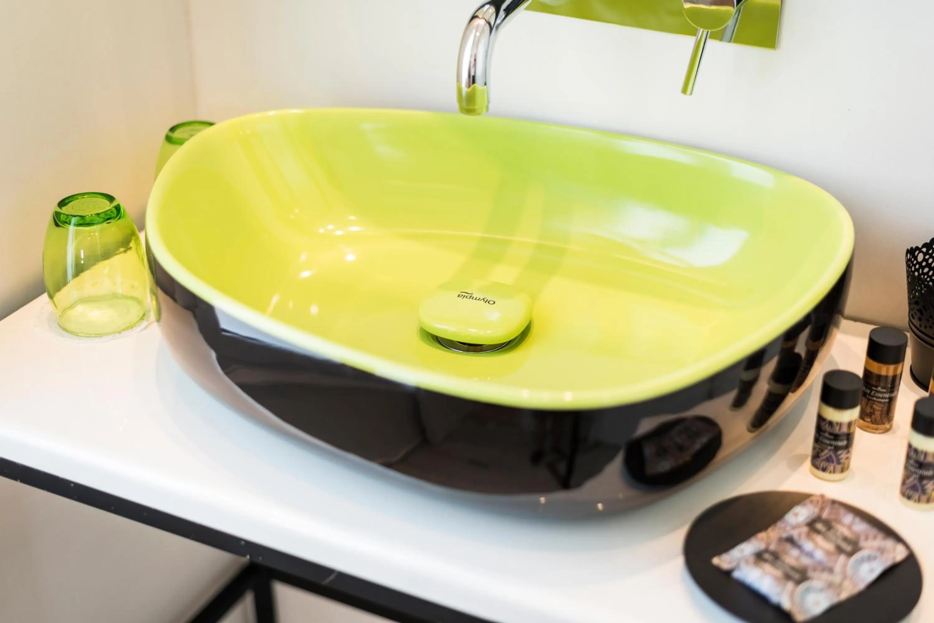 Decorative detail in TheJoy City Suites