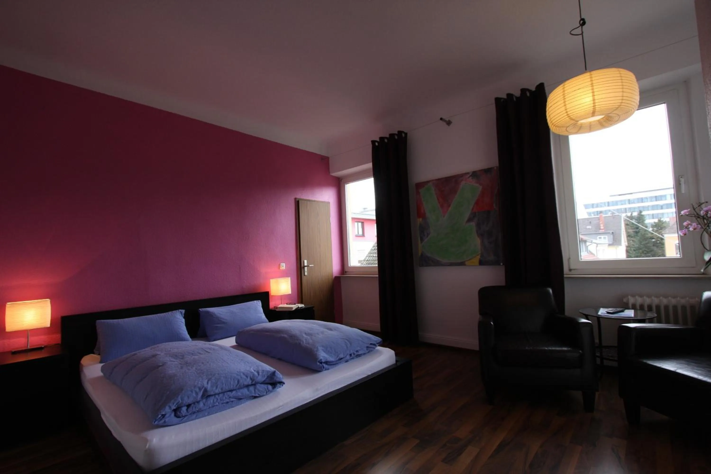 Photo of the whole room, Bed in Stadthotel Kleiner Berg