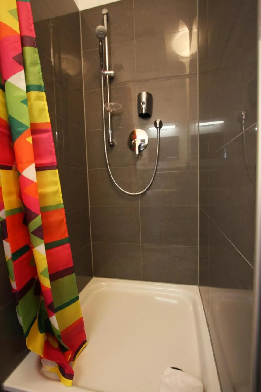 Bathroom in Stadthotel Kleiner Berg