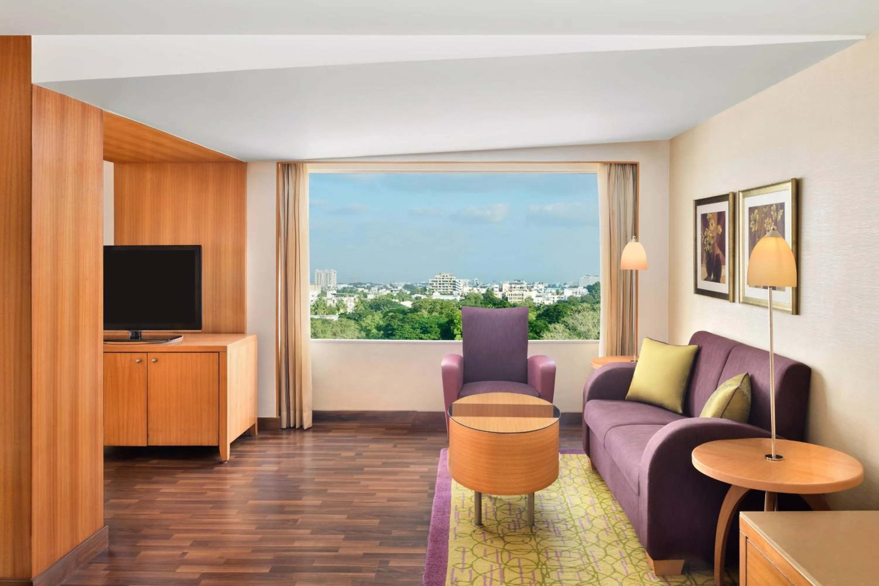 Living room in Courtyard by Marriott Chennai
