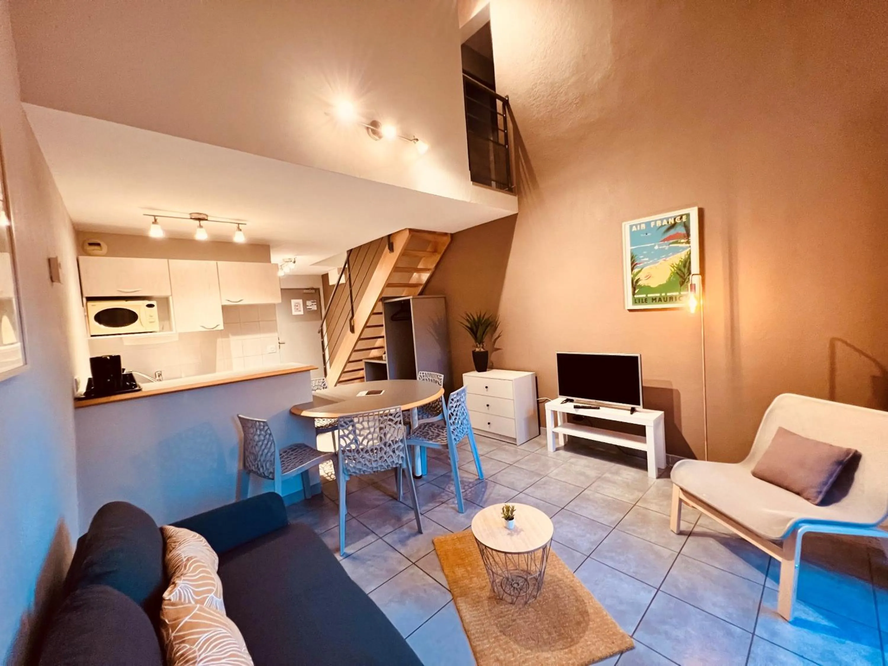 Living room in The Originals Boutique, Hôtel Le Cap, Gap Sud