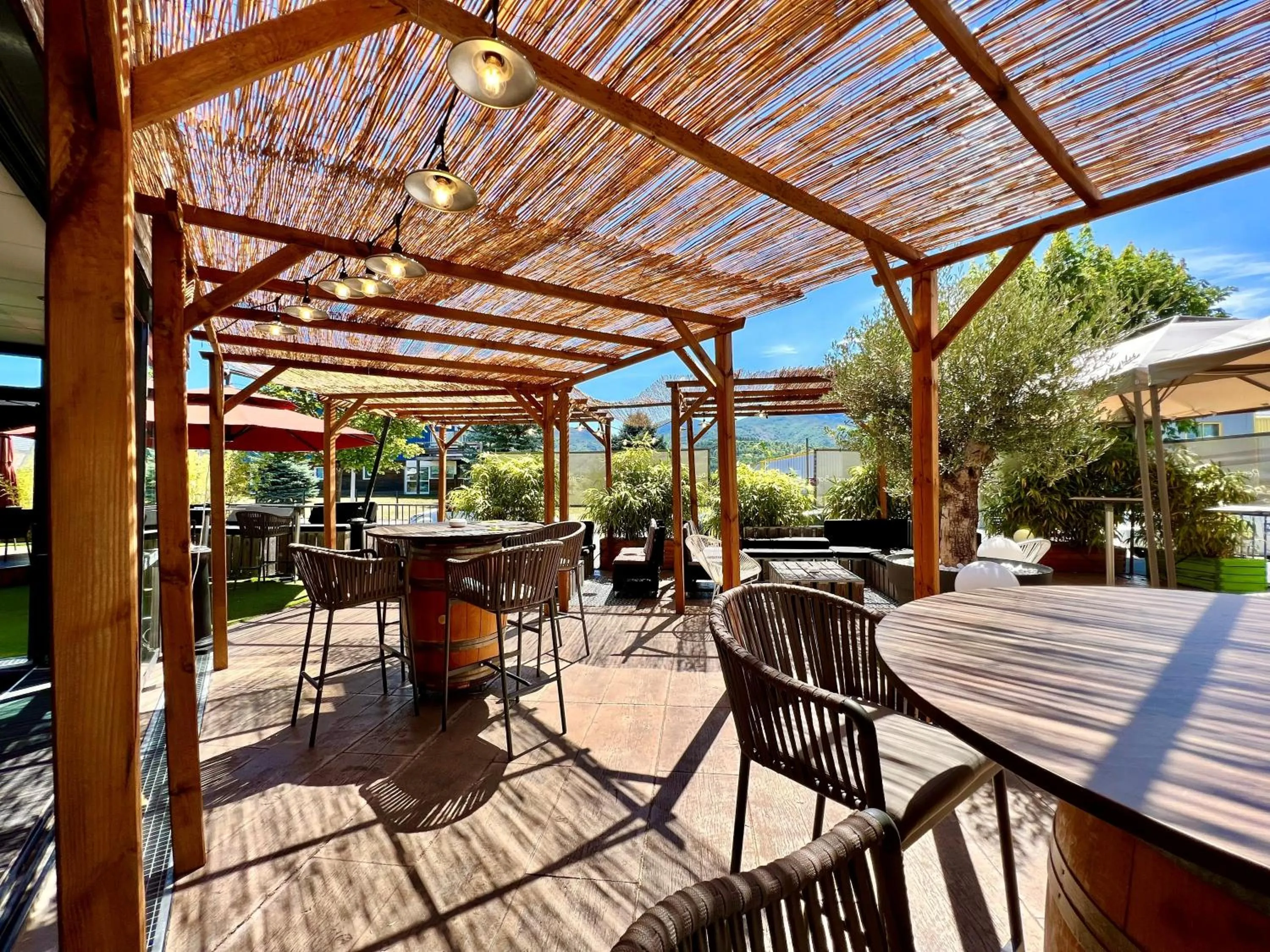 Restaurant/places to eat in The Originals Boutique, Hôtel Le Cap, Gap Sud