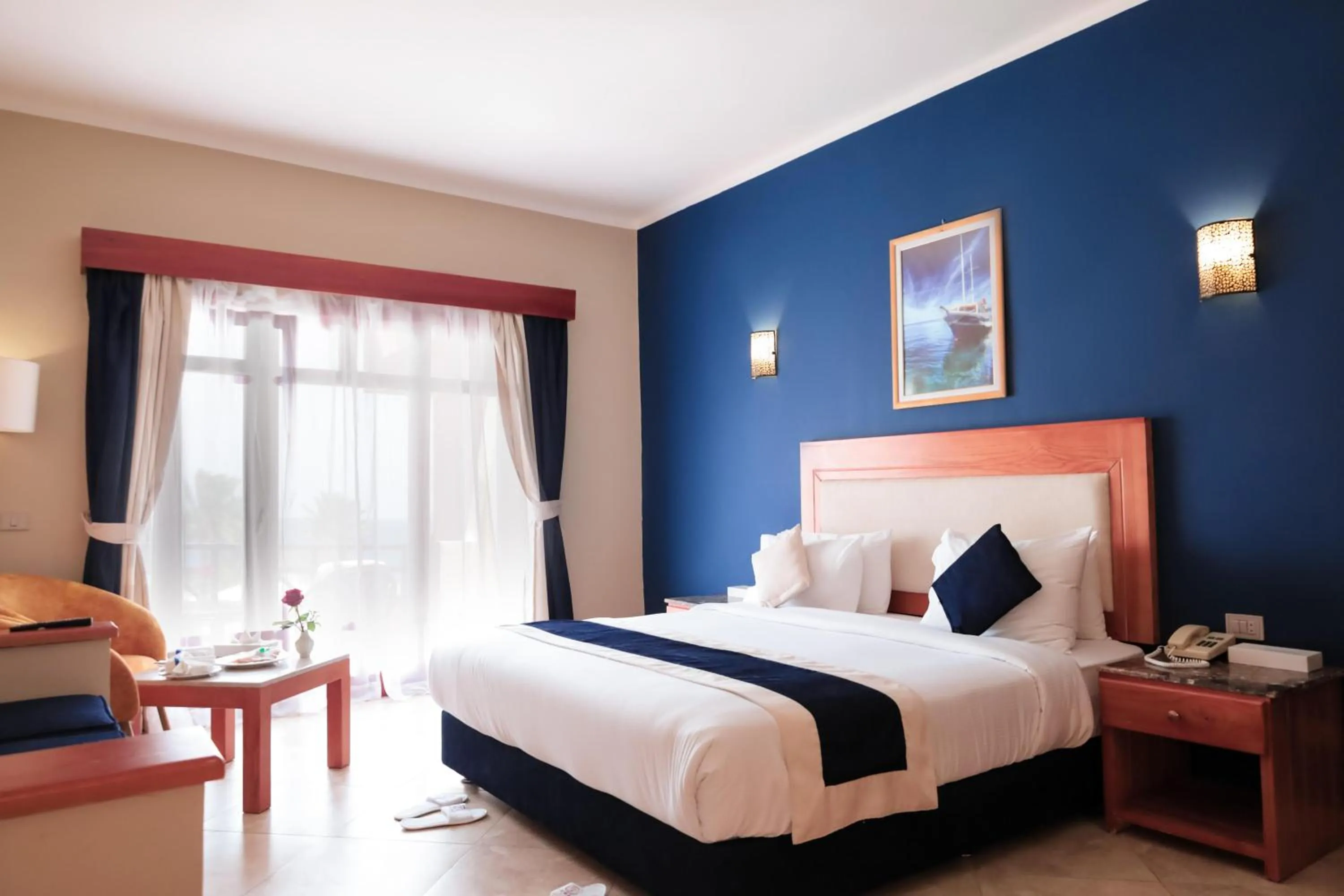 Photo of the whole room, Bed in Tropitel Dahab Oasis