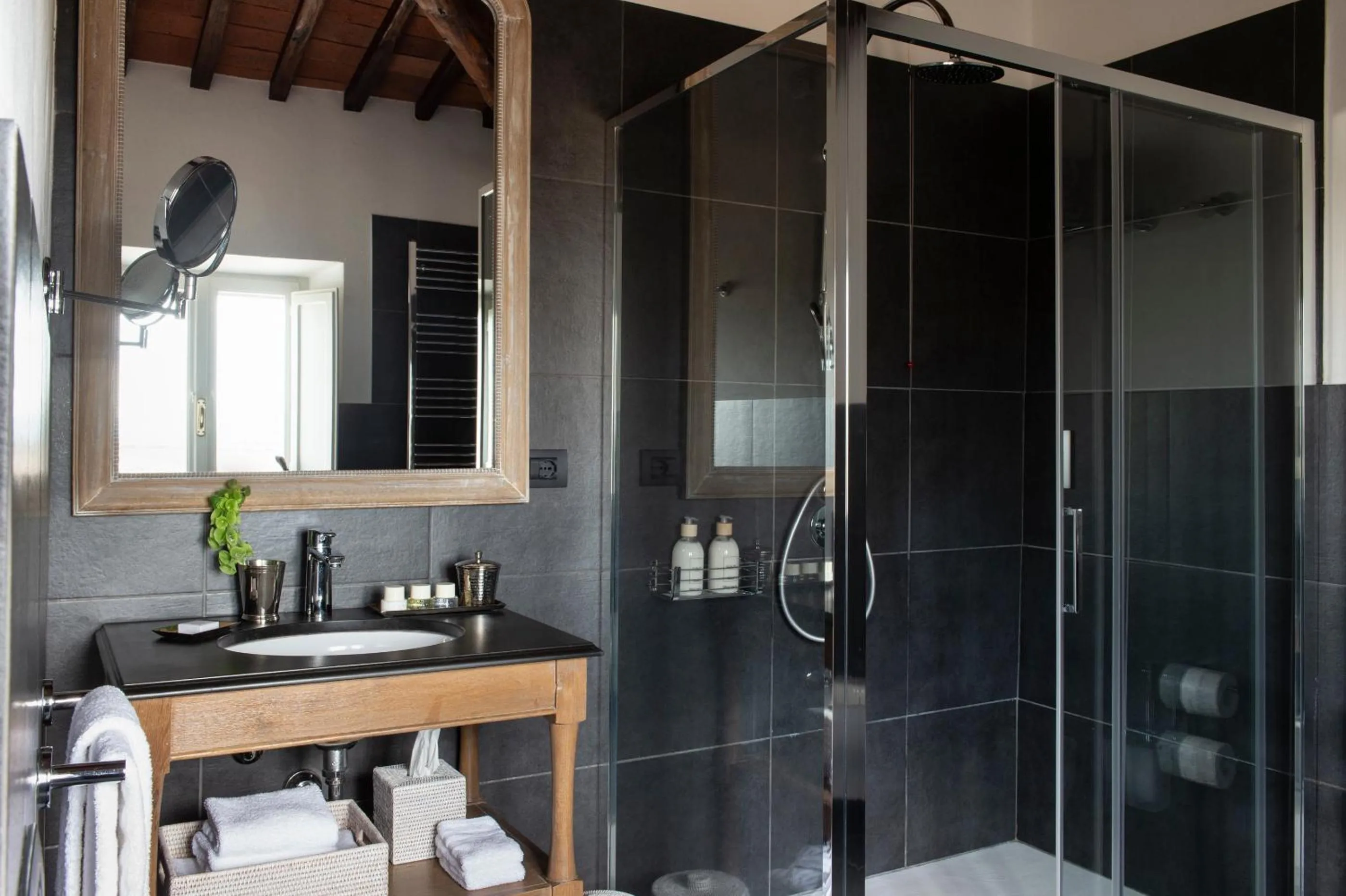 Bathroom in Locanda Le Piazze