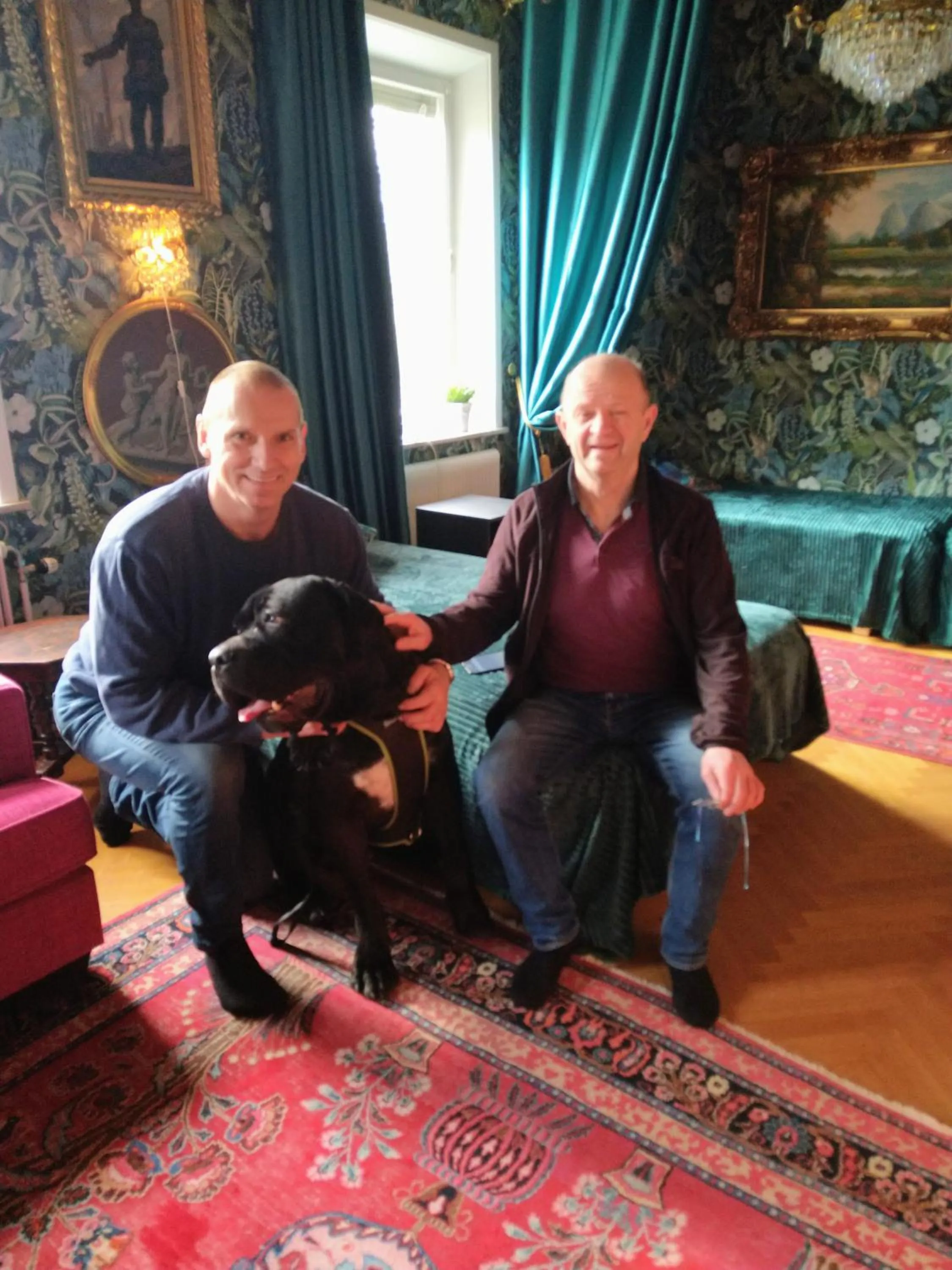 Seating area in Villa Signedal Hostel