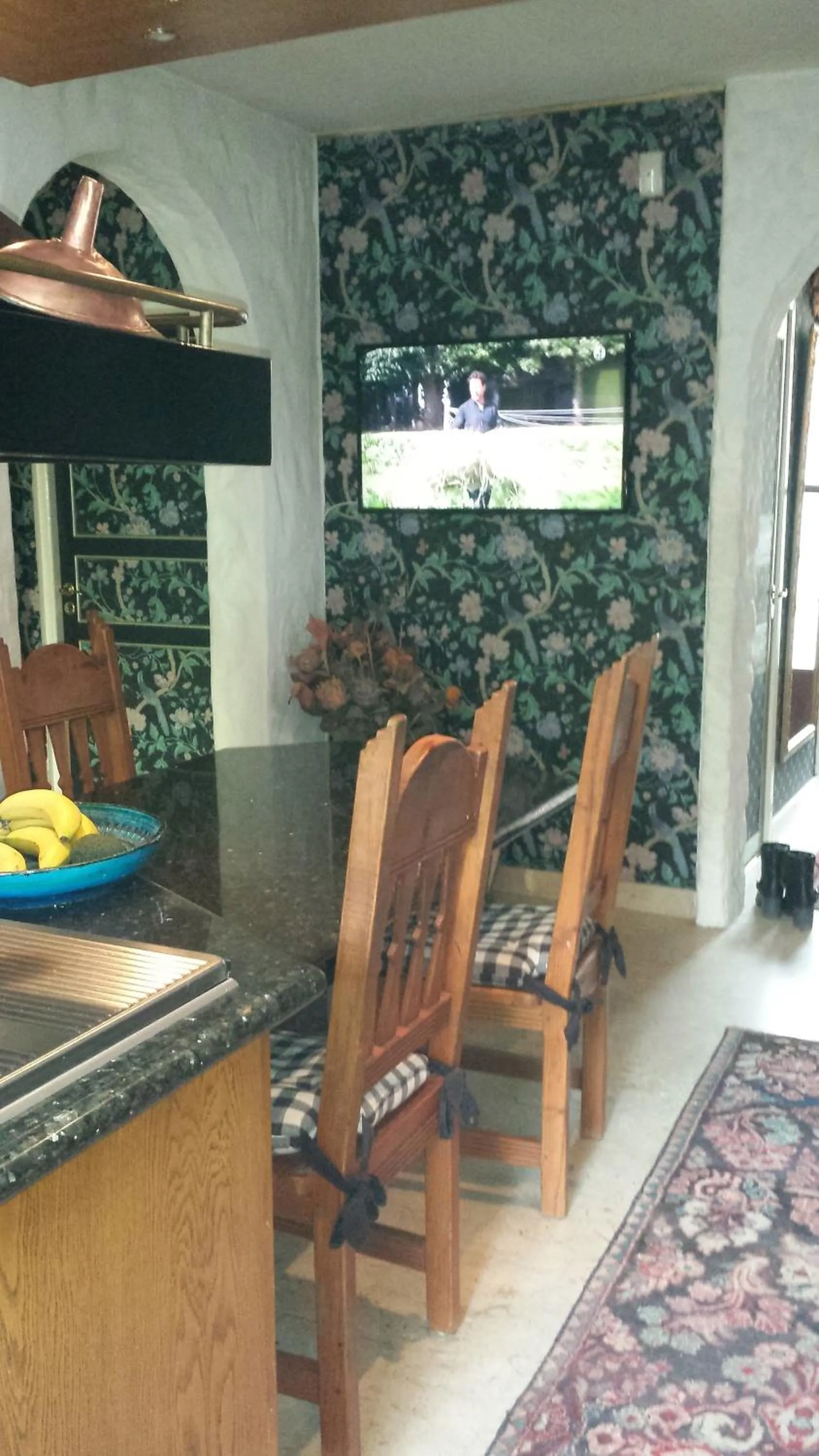 Kitchen or kitchenette in Villa Signedal Hostel