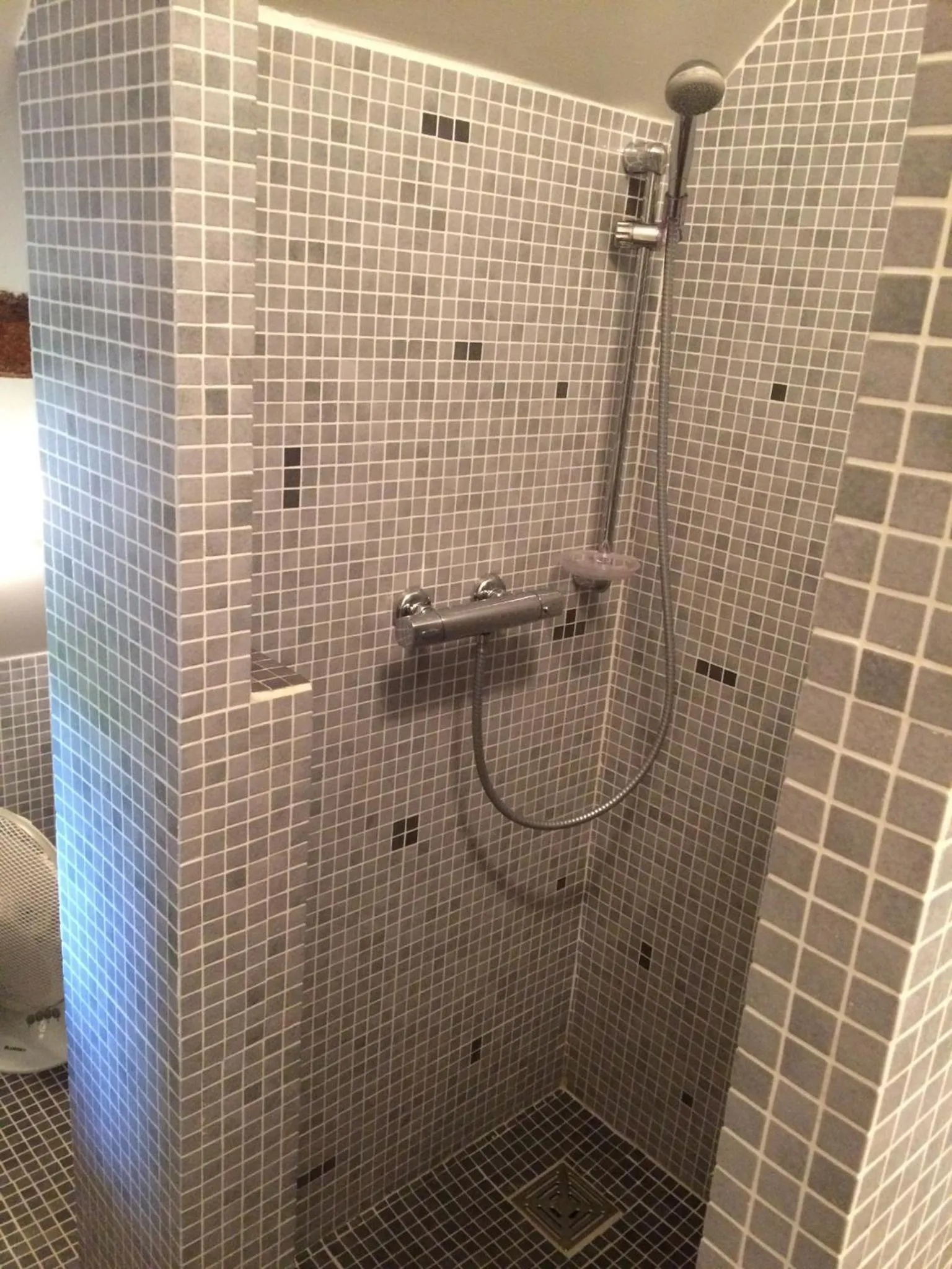 Bathroom in Le Couvent