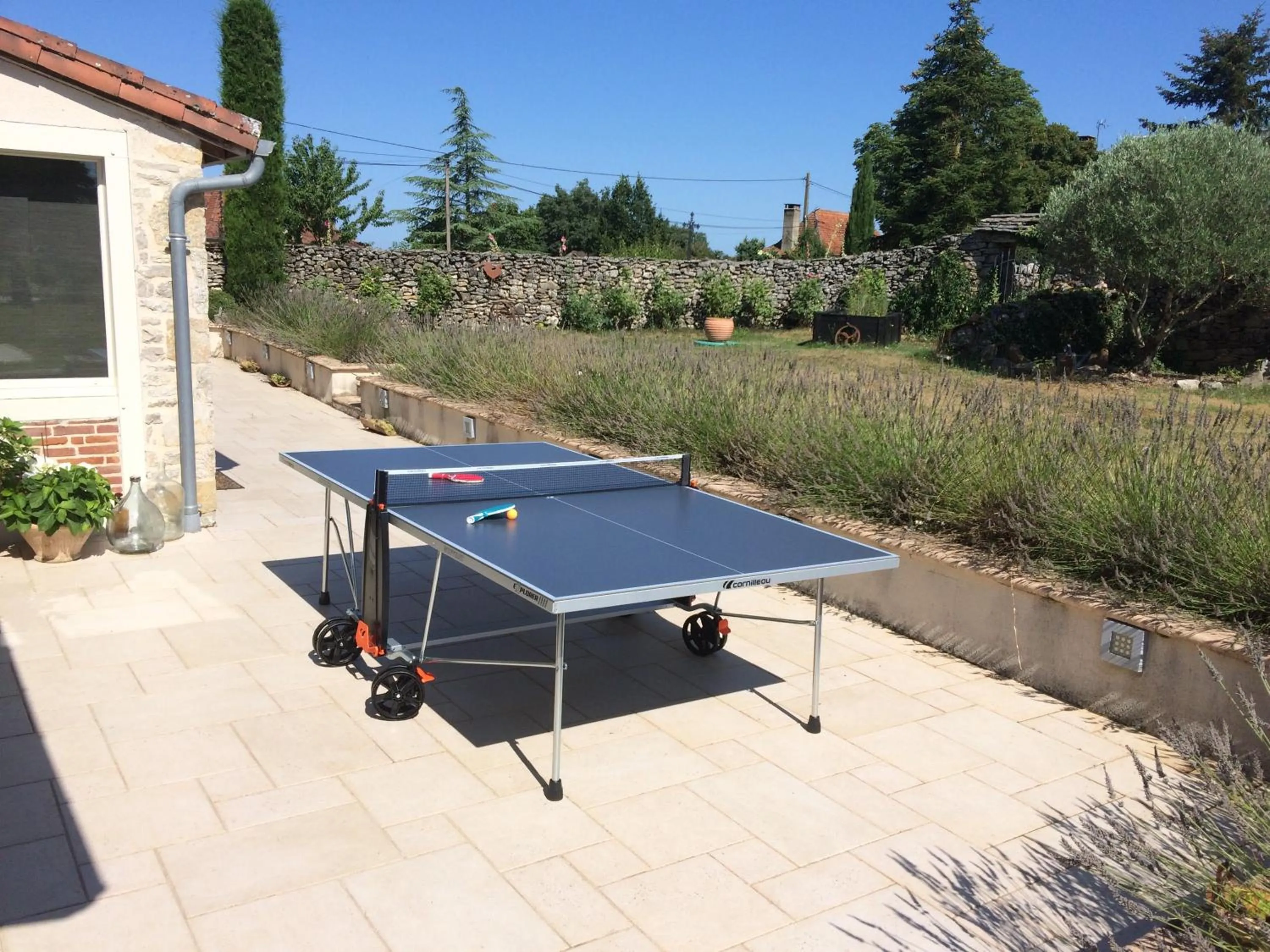 Table tennis in Le Couvent