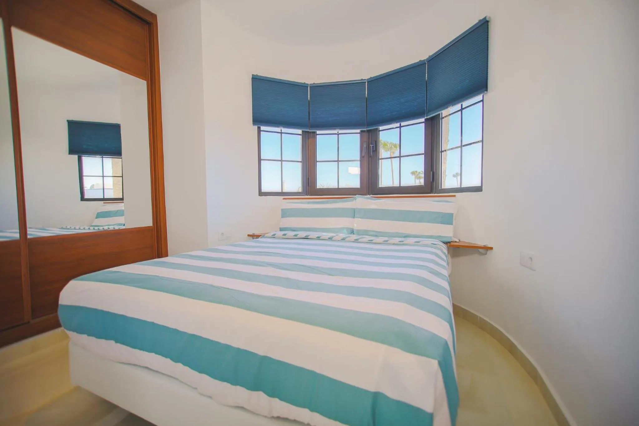 Bedroom, Bed in Club Atlántico