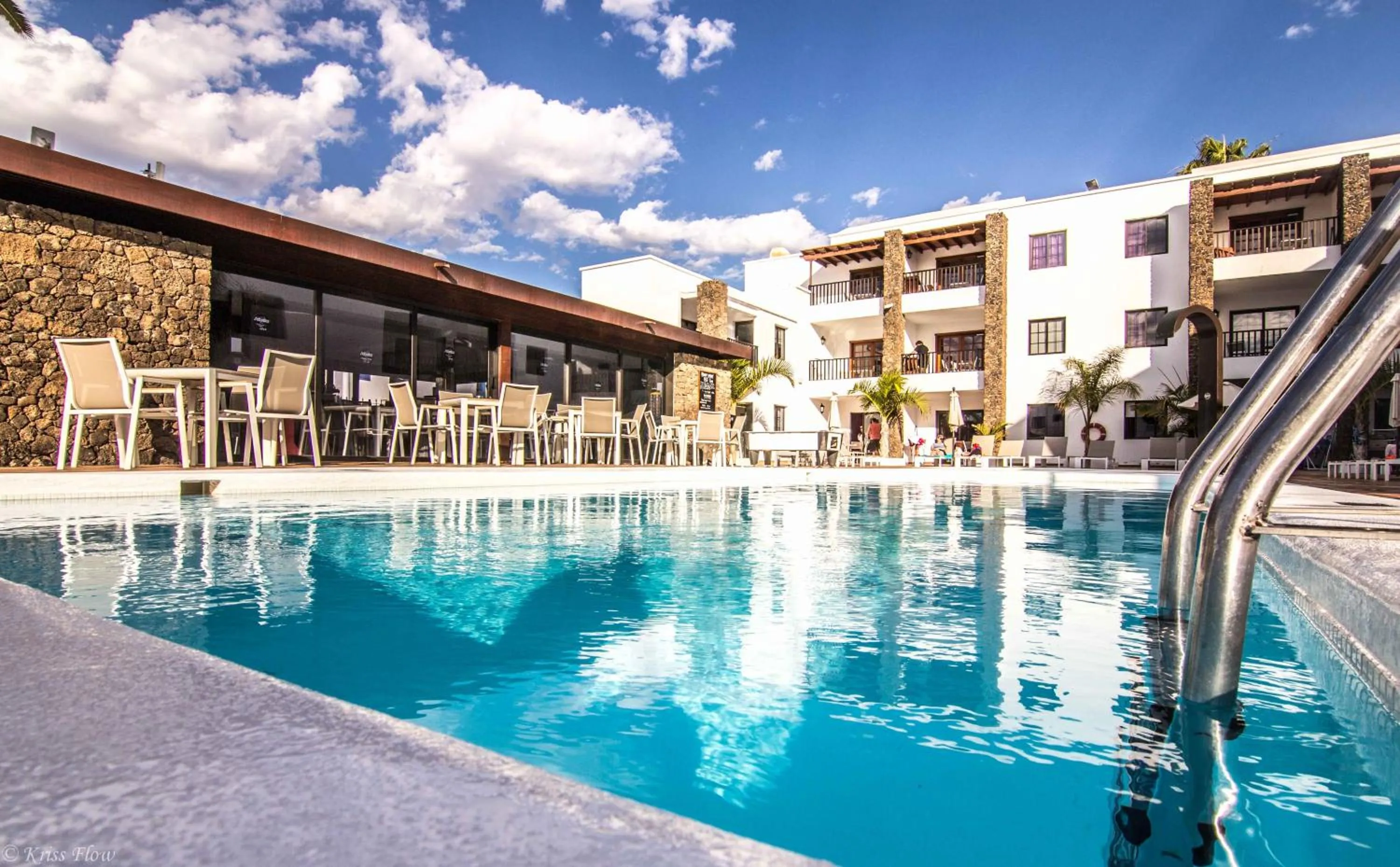 Swimming pool in Club Atlántico