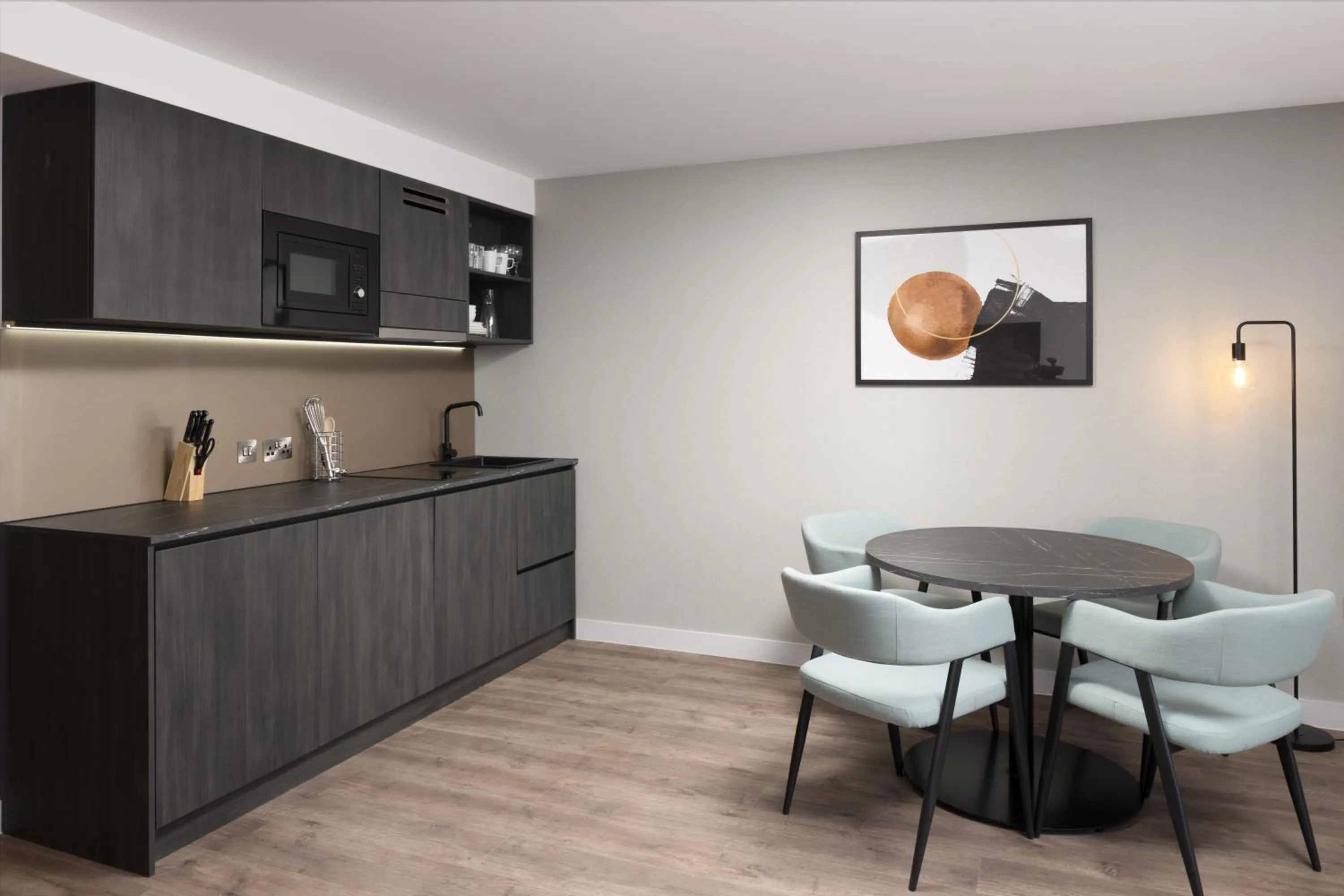Kitchen or kitchenette in Residence Inn by Marriott Manchester Piccadilly