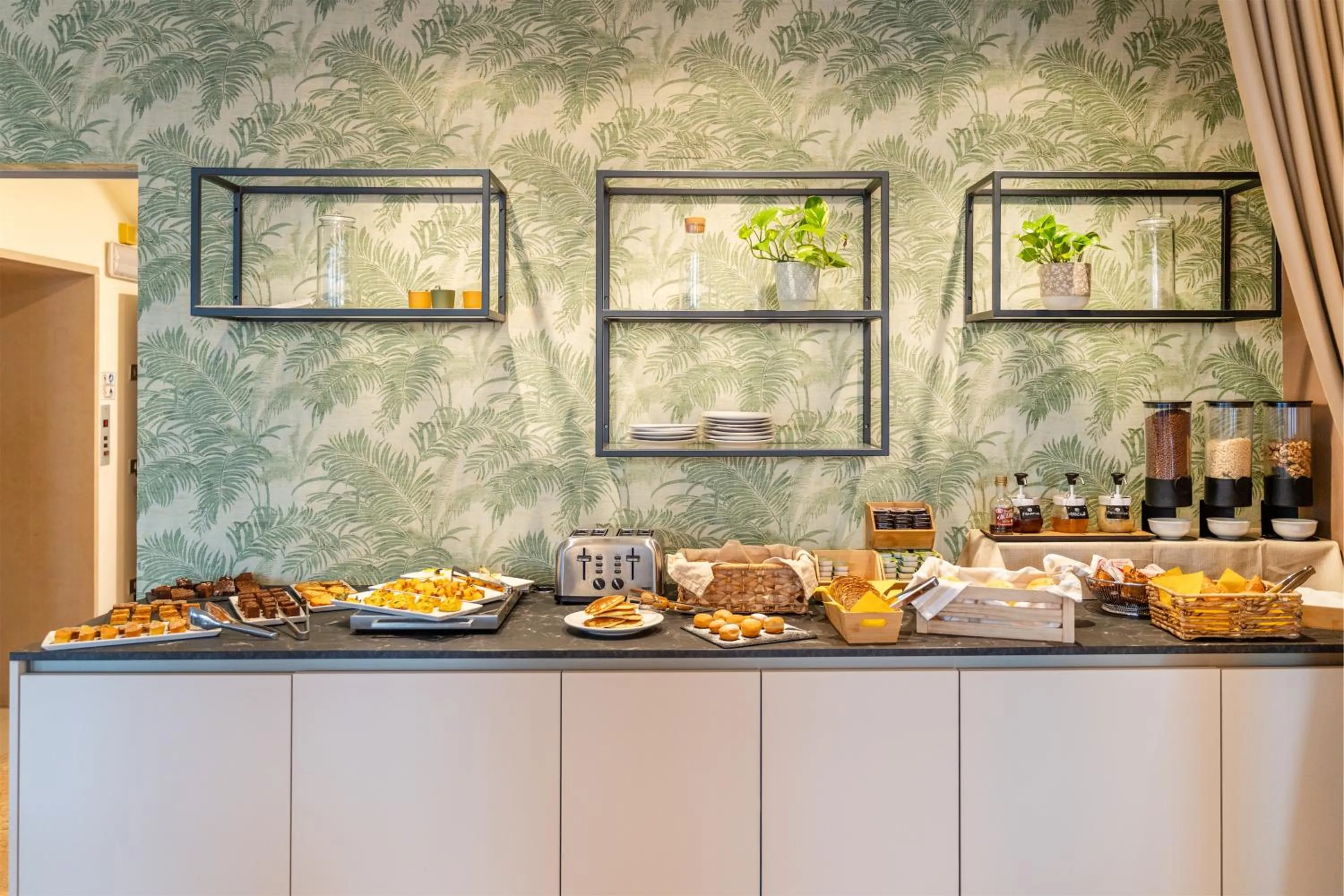 Breakfast in Hotel Al Castello