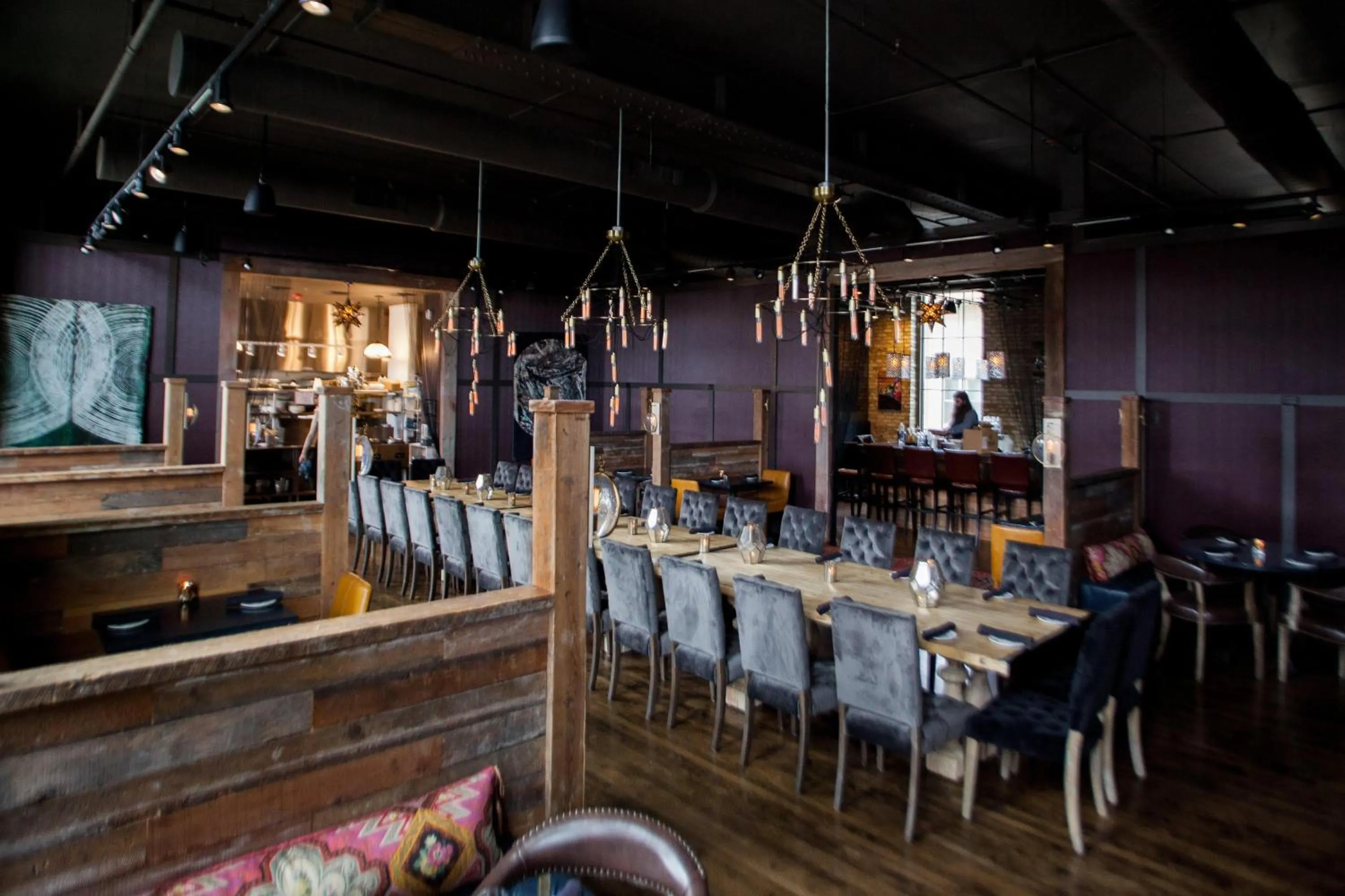 Restaurant/places to eat in Kinn Guesthouse Bay View