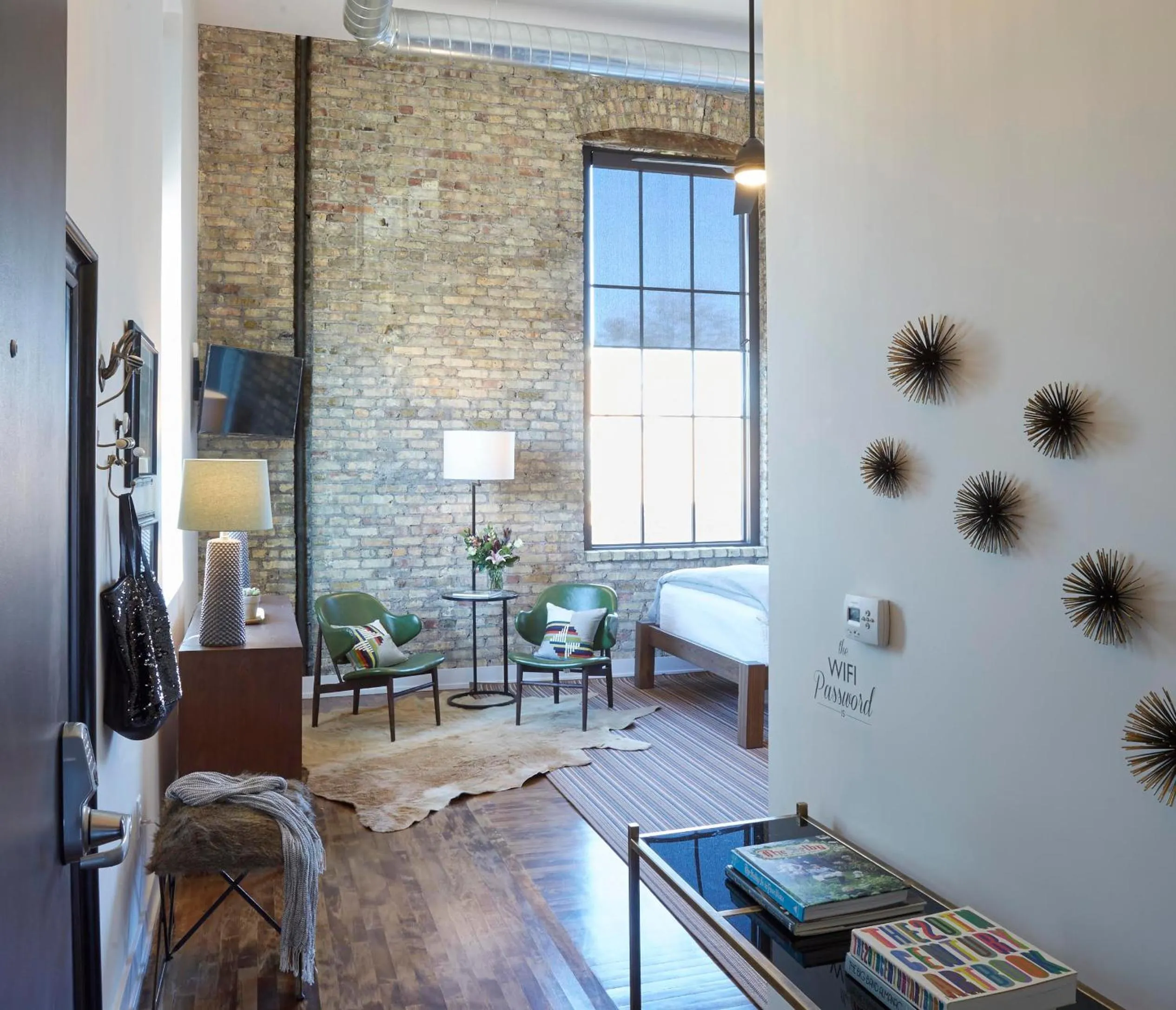 Seating area in Kinn Guesthouse Bay View