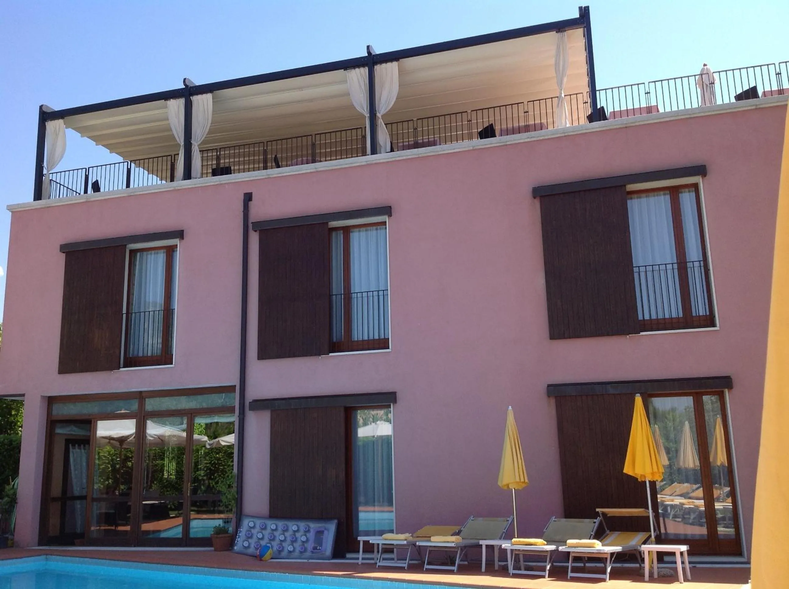 Facade/entrance in Hotel Villa Ca' Nova ***S