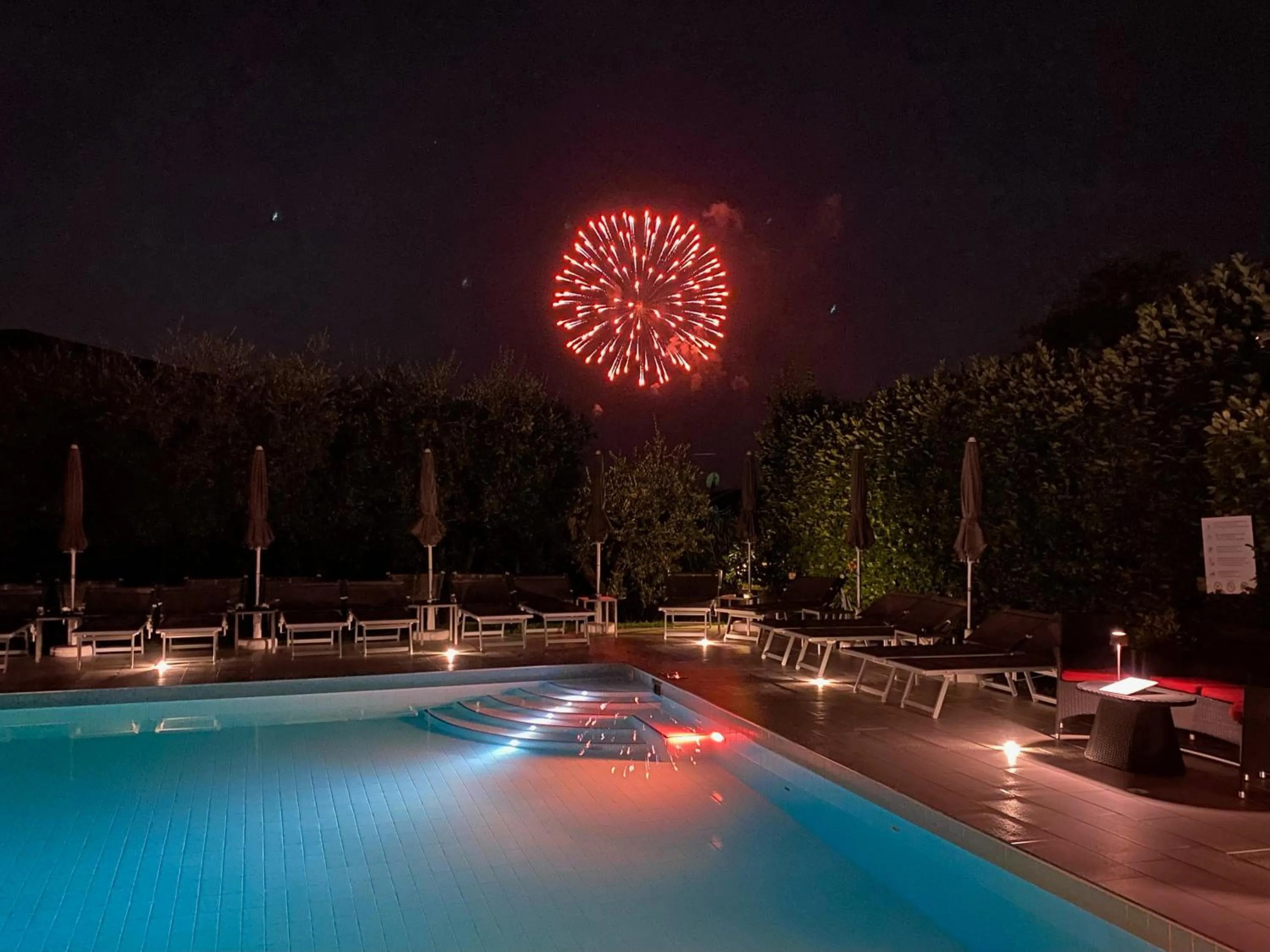 Swimming pool in Hotel Villa Ca' Nova ***S