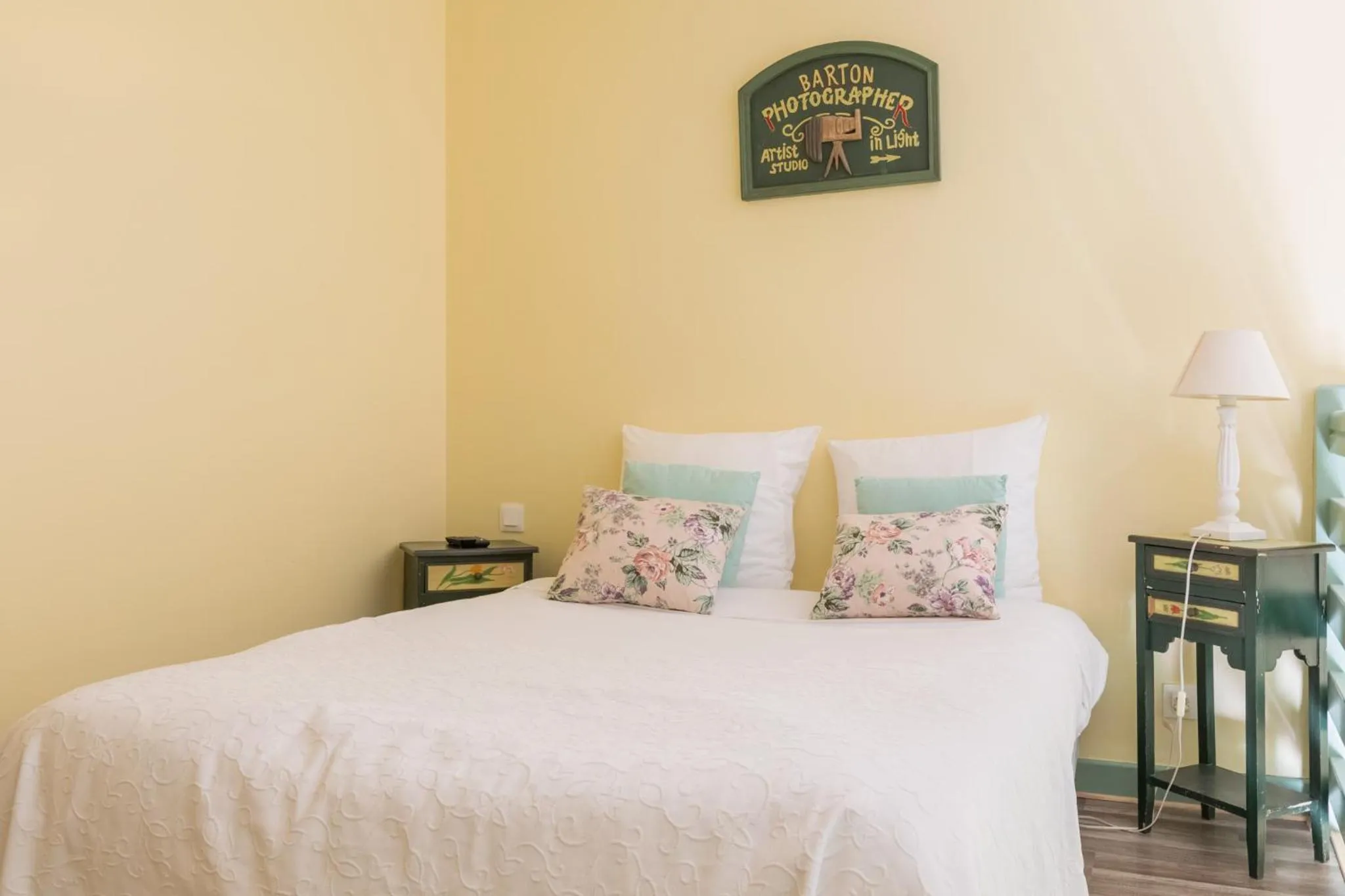 Photo of the whole room, Bed in Logis Hotel Le Nuage