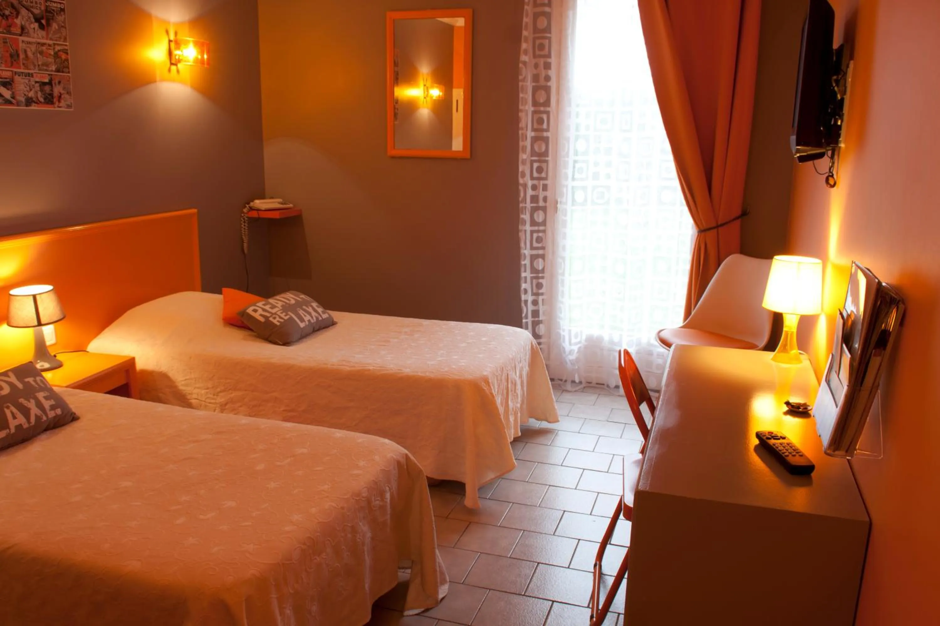 Photo of the whole room, Bed in Logis Hotel Le Nuage