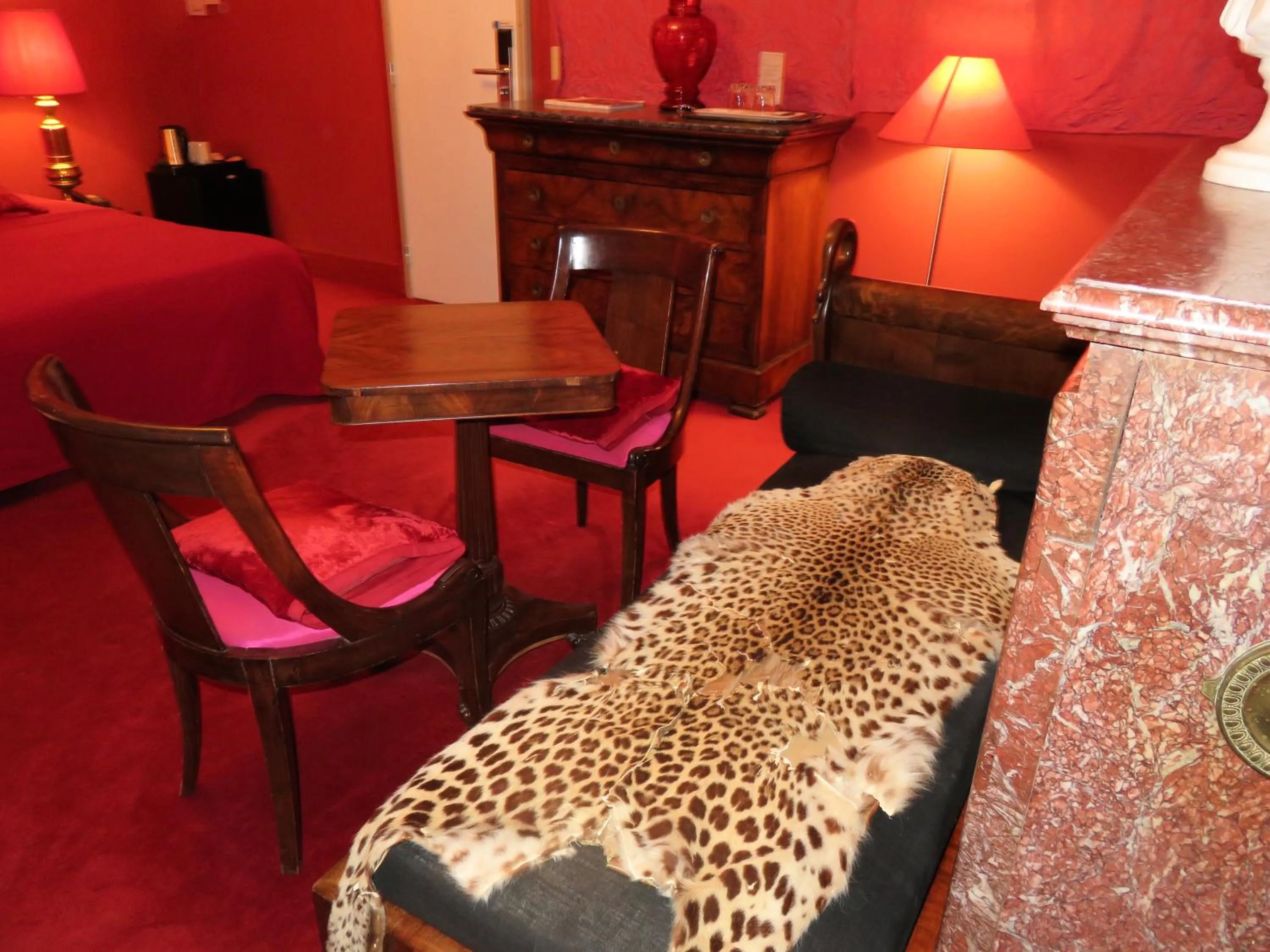 Decorative detail in Hotel Windsor Home