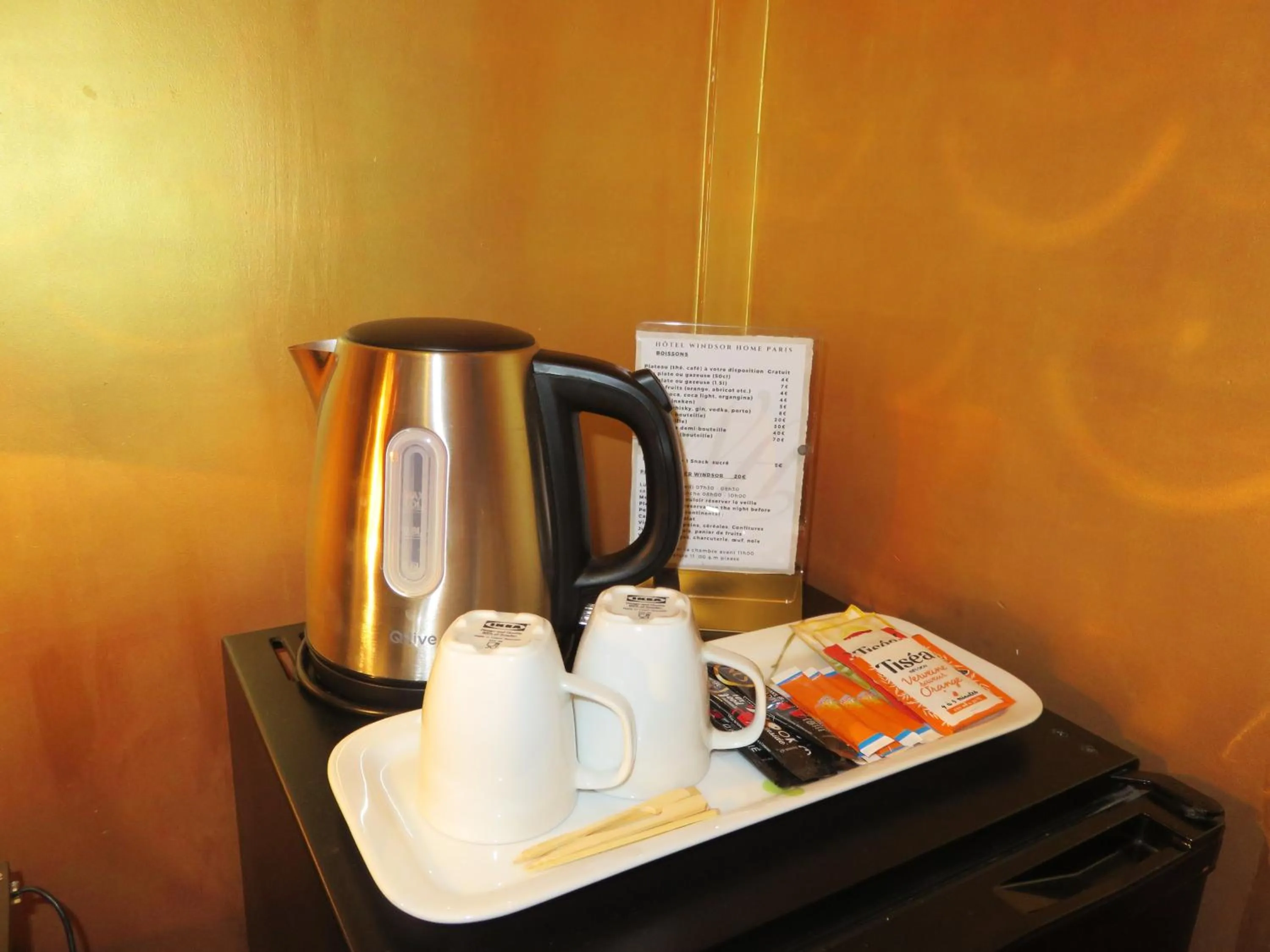 Coffee/tea facilities in Hotel Windsor Home