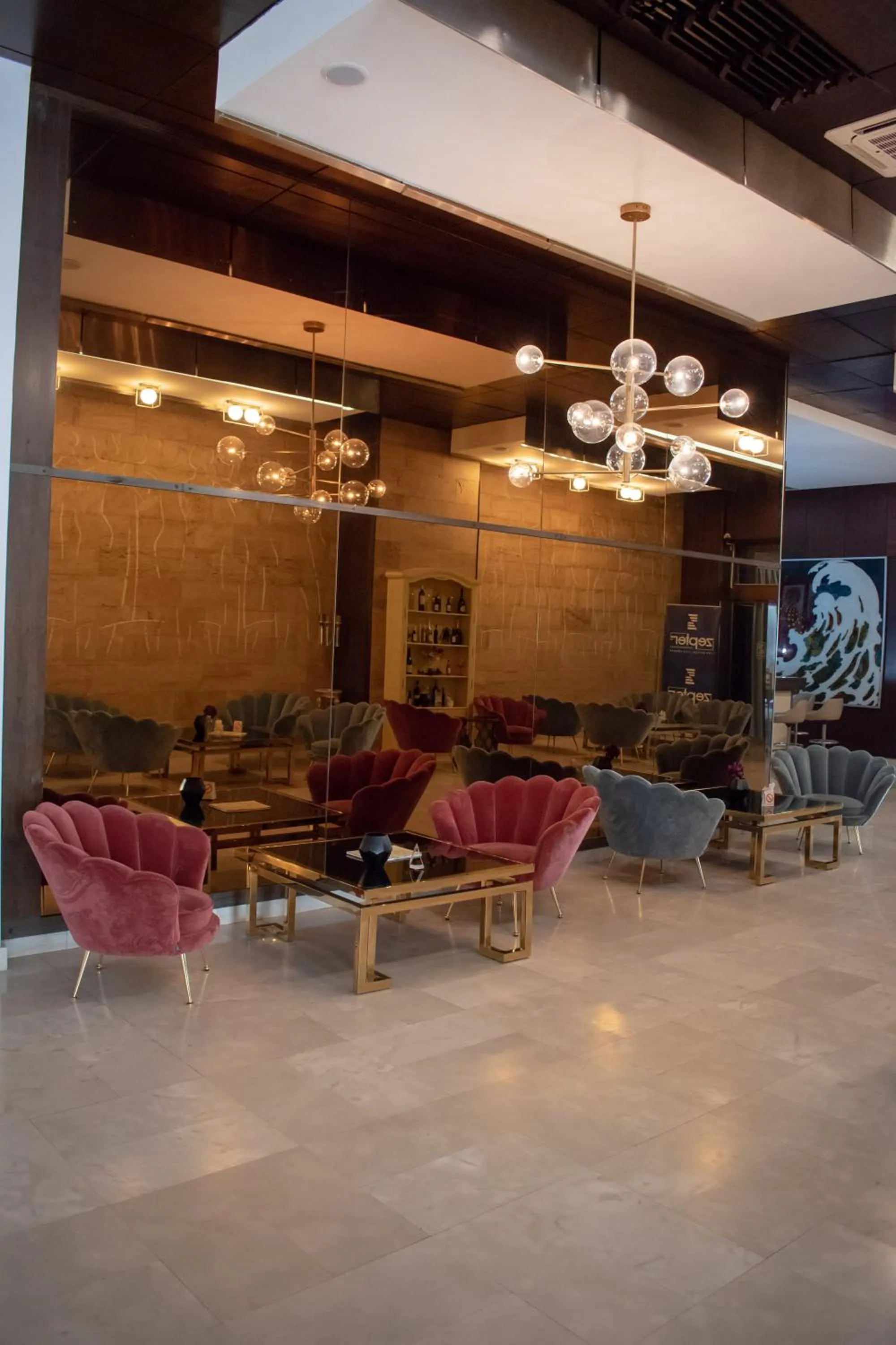 Lounge or bar in Zepter Hotel Vrnjacka Banja, member of Zepter Hotels