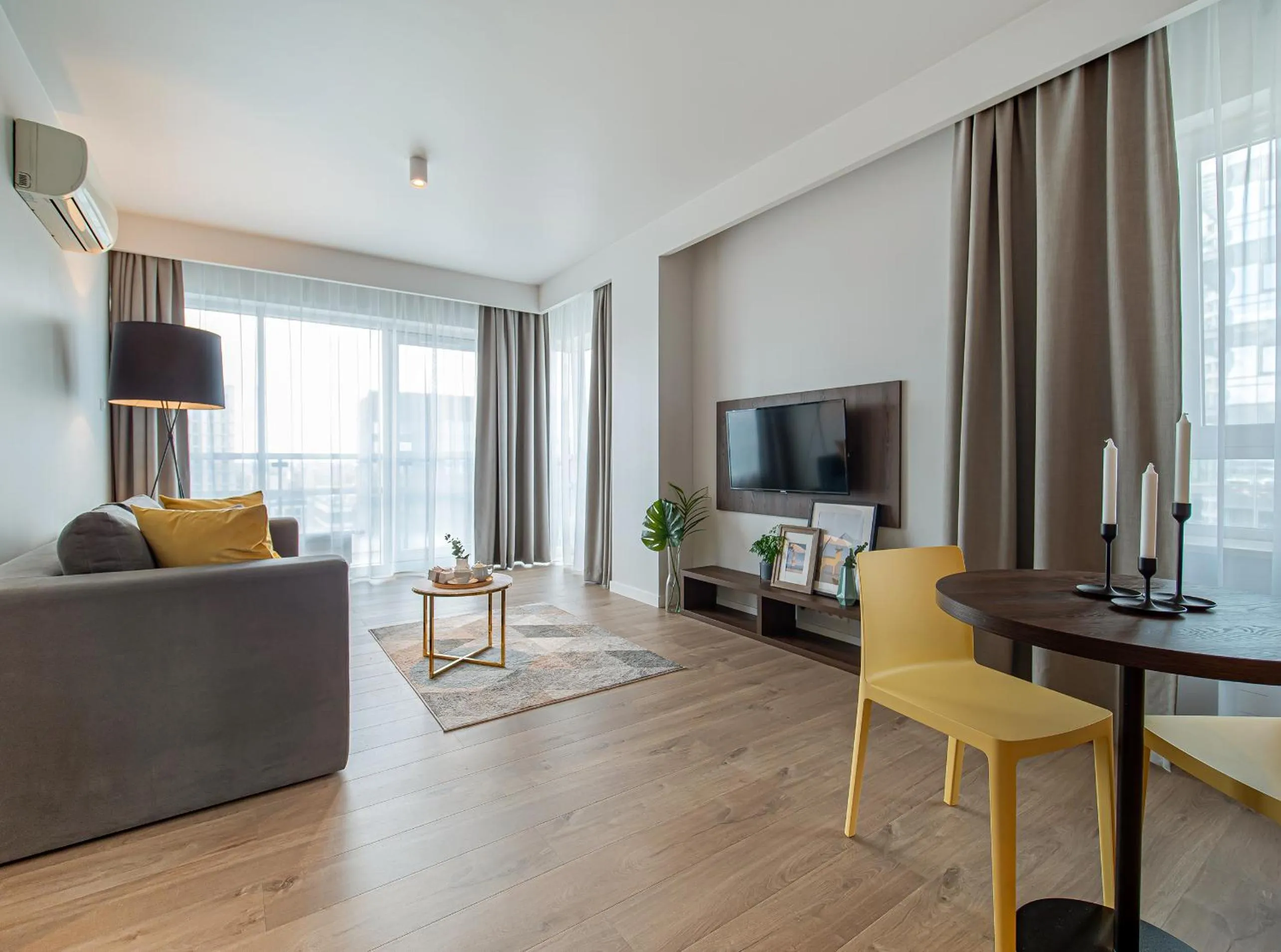 Living room in Platinum Residence