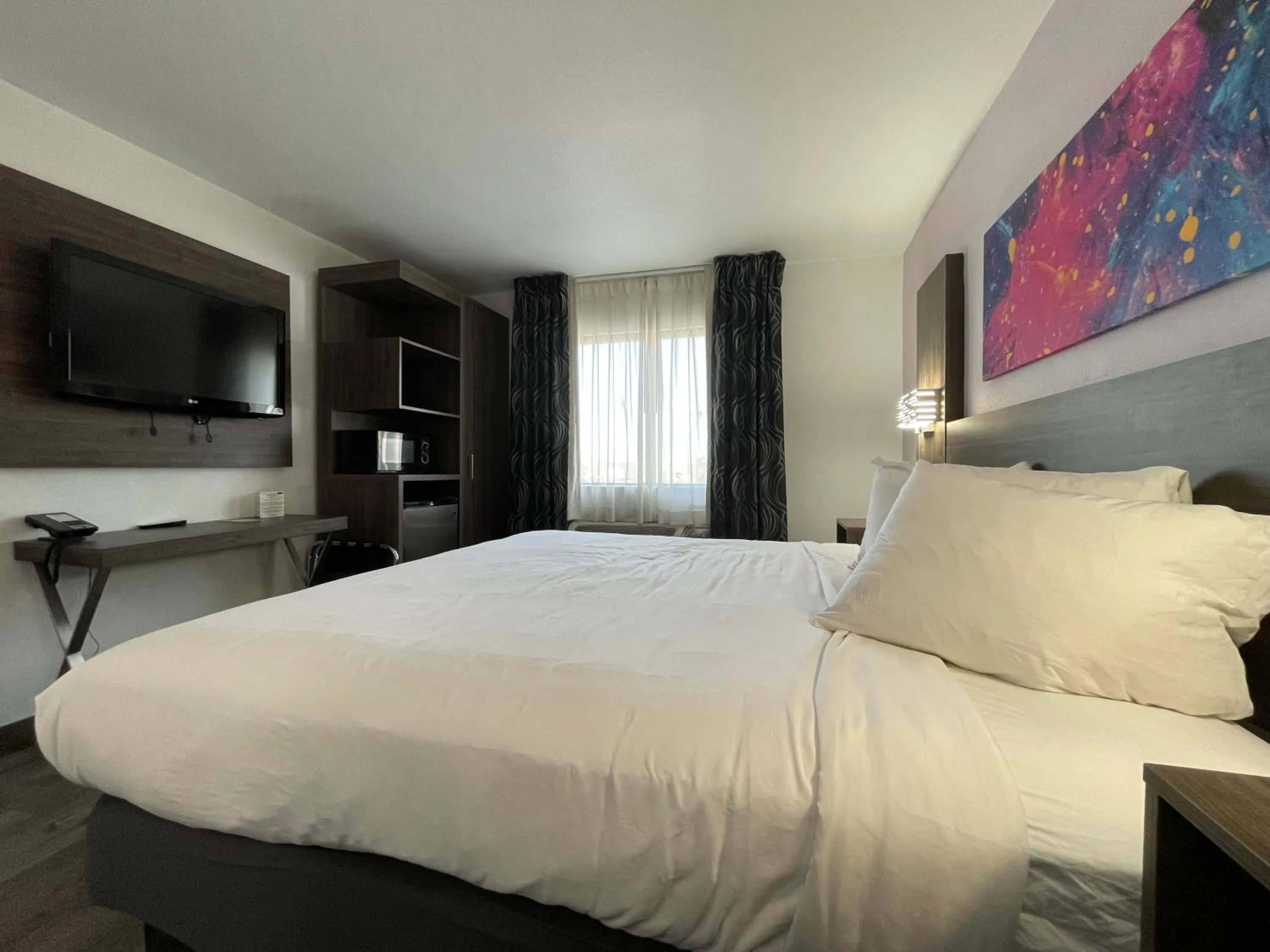 Photo of the whole room, Bed in Quality Inn - Denton