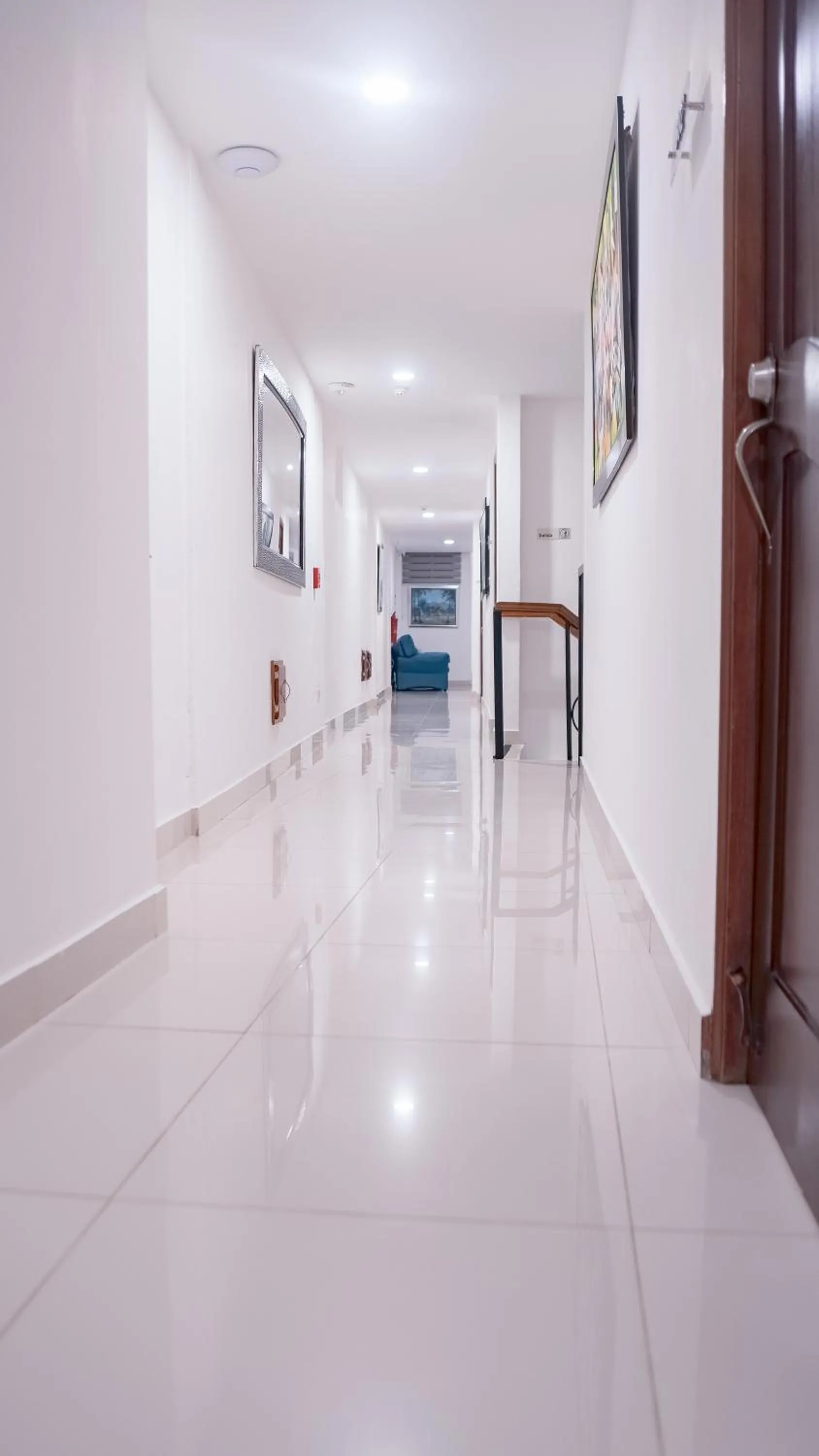 Area and facilities in Cataleya Hotel