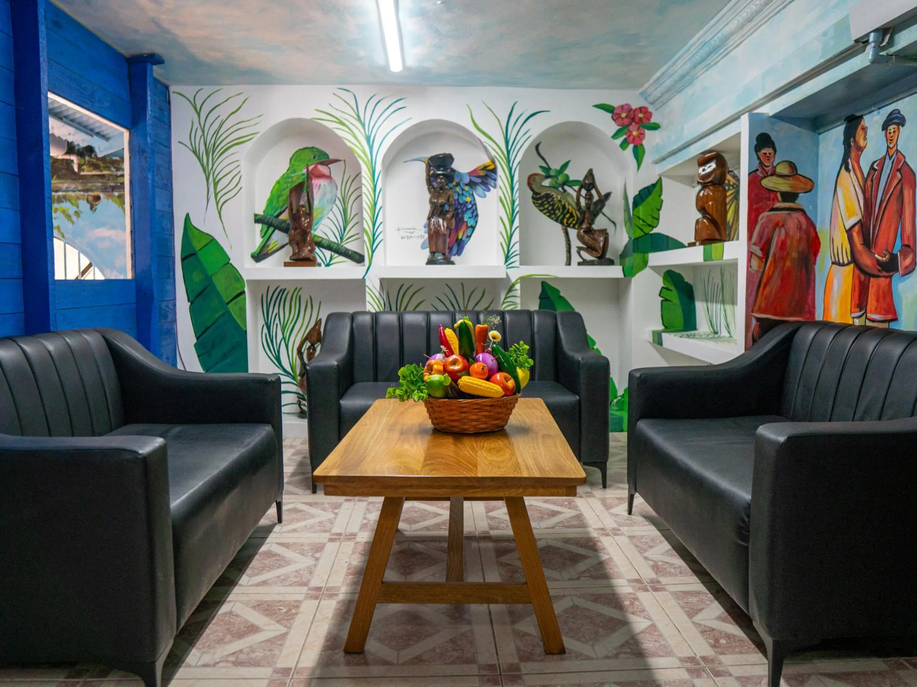 Restaurant/places to eat in Cataleya Hotel