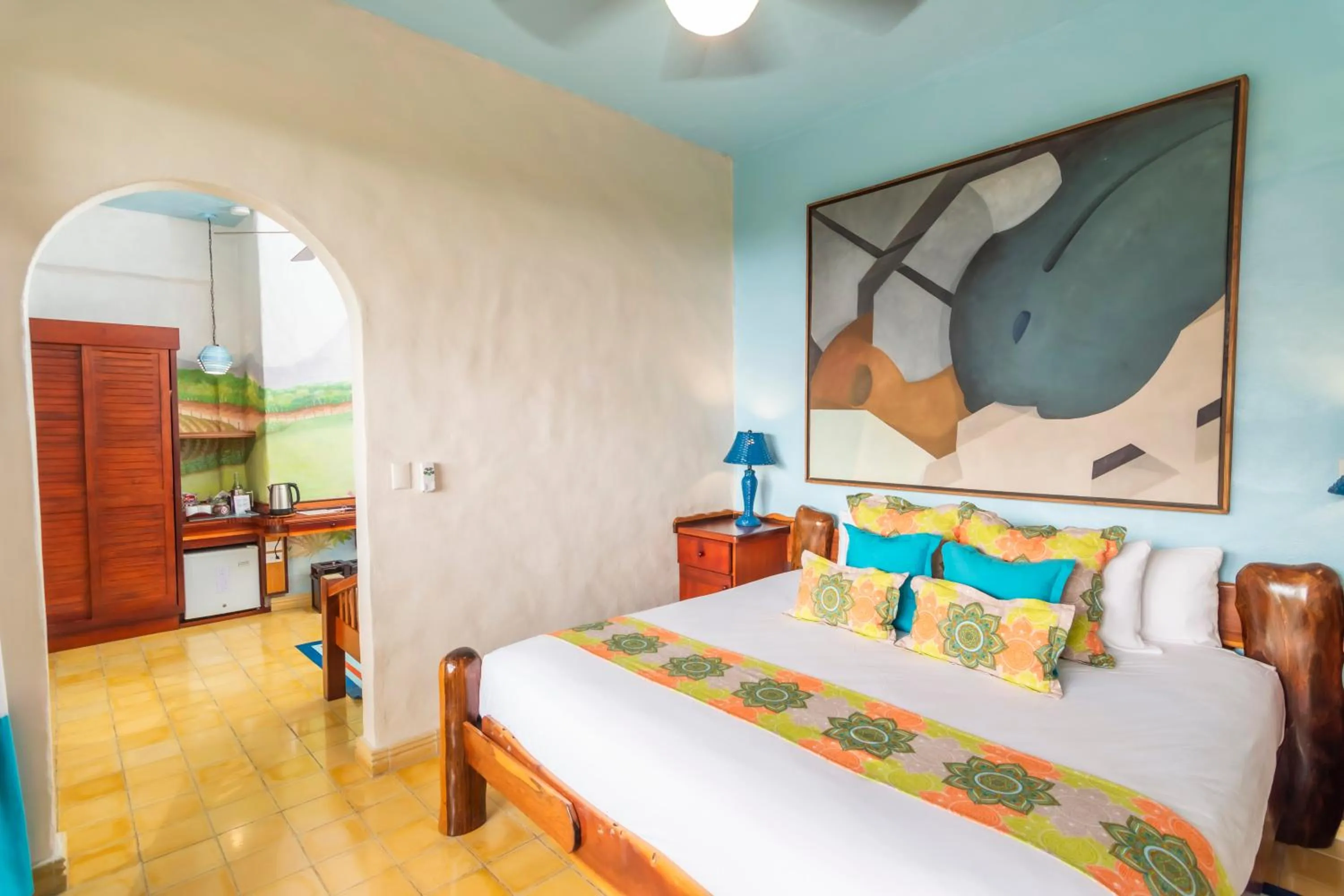 Bed in Finca Rosa Blanca Coffee Farm and Inn