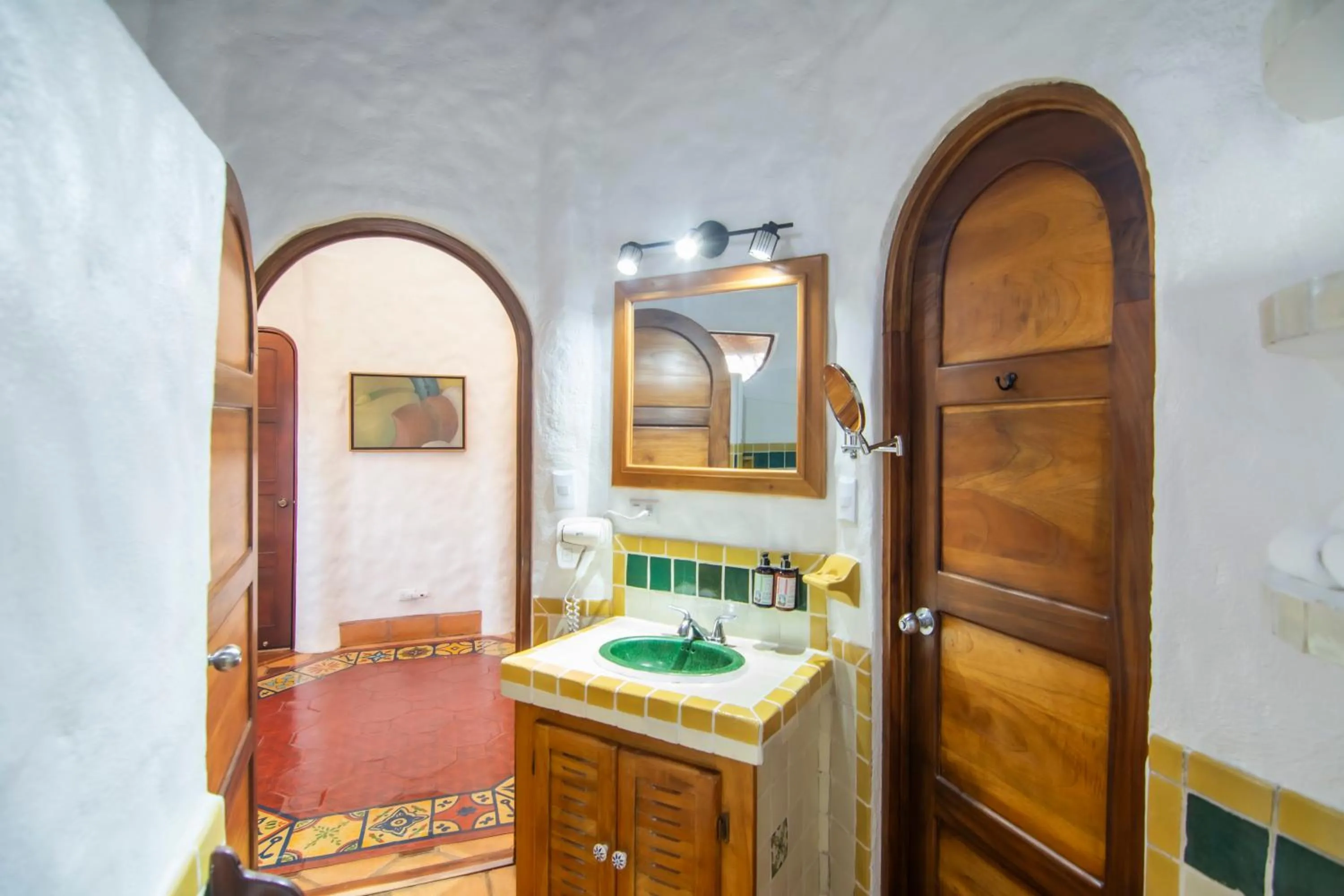 Bathroom in Finca Rosa Blanca Coffee Farm and Inn