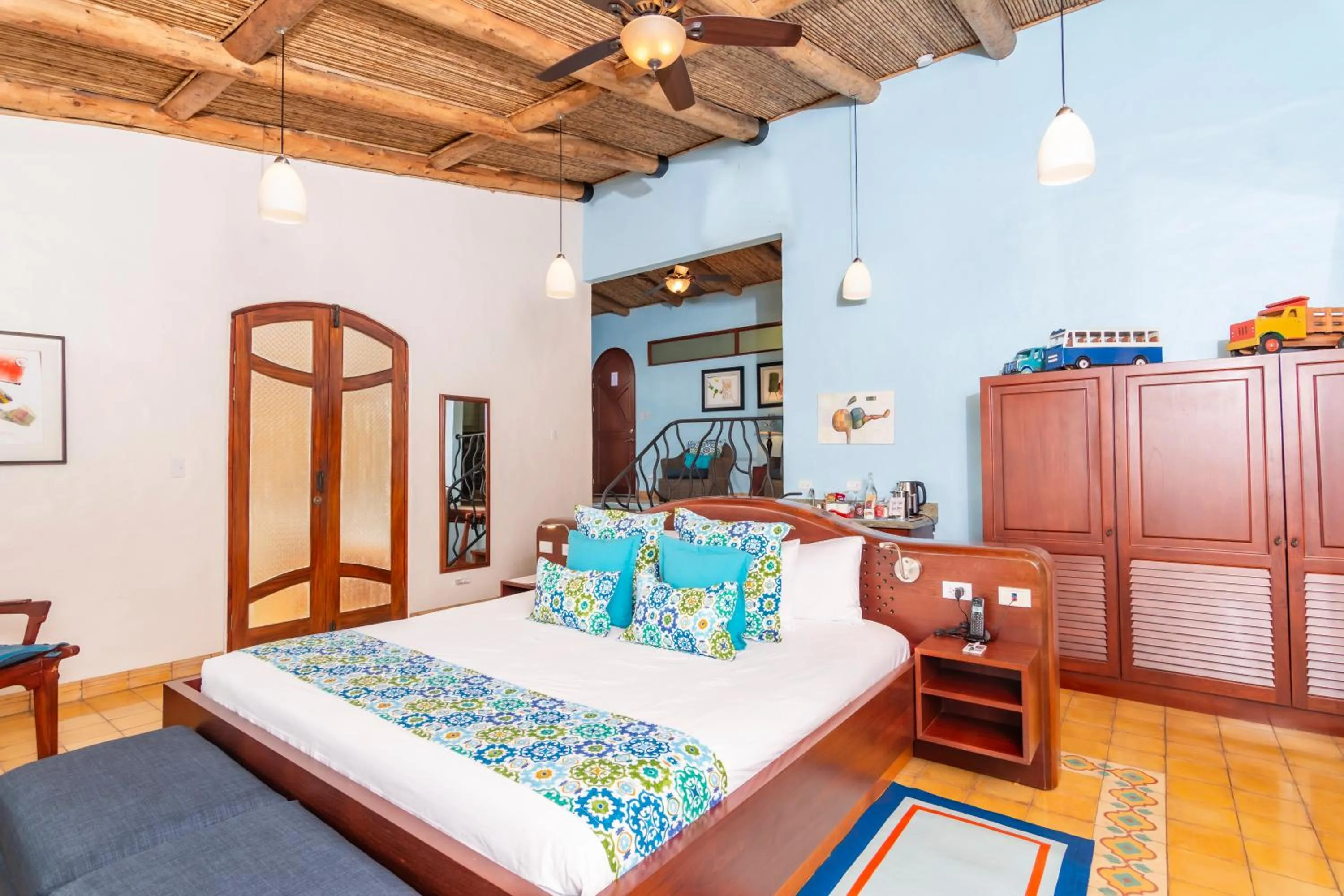 Bed in Finca Rosa Blanca Coffee Farm and Inn