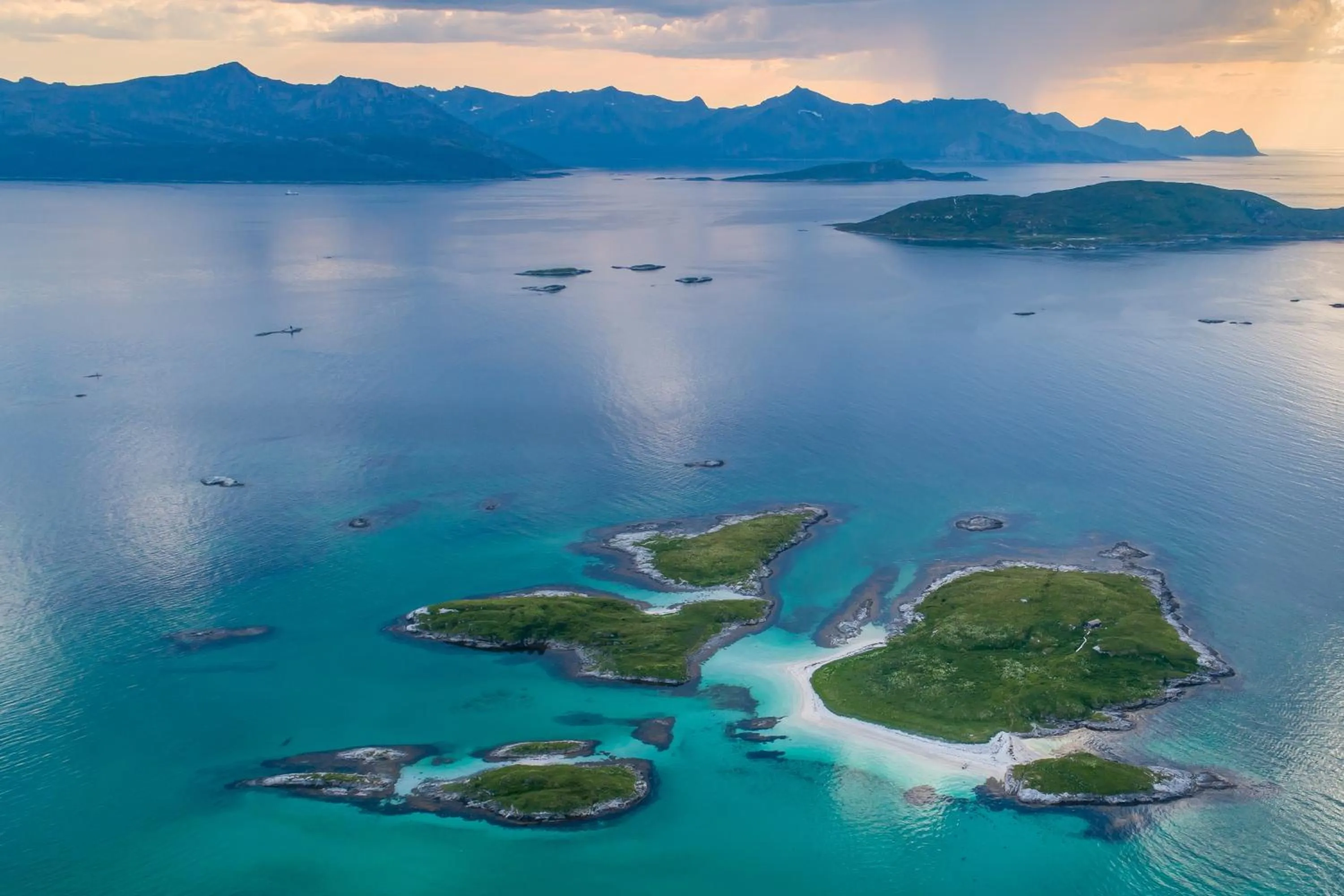 Natural landscape in Sommarøy Arctic Hotel Tromsø