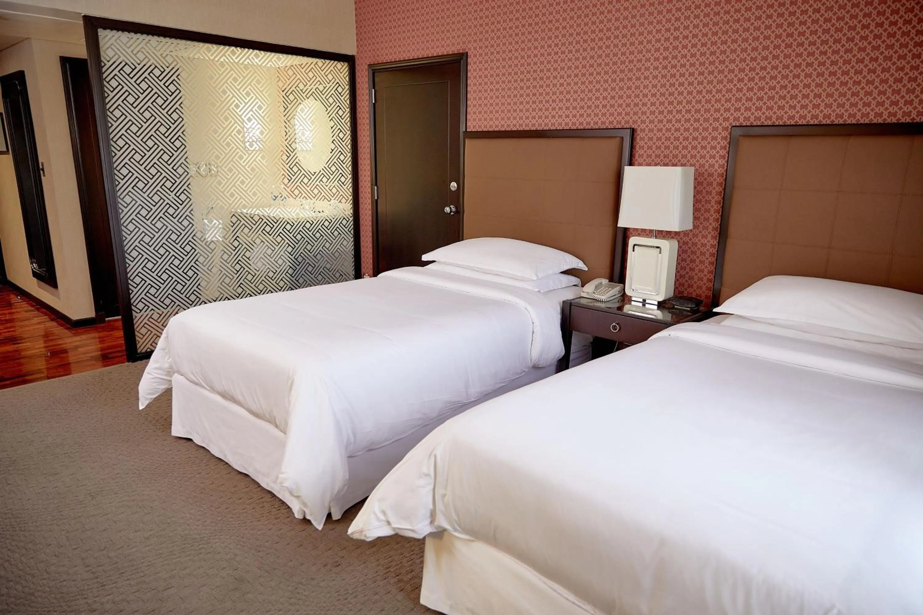 Photo of the whole room, Bed in Sheraton Lima Historic Center