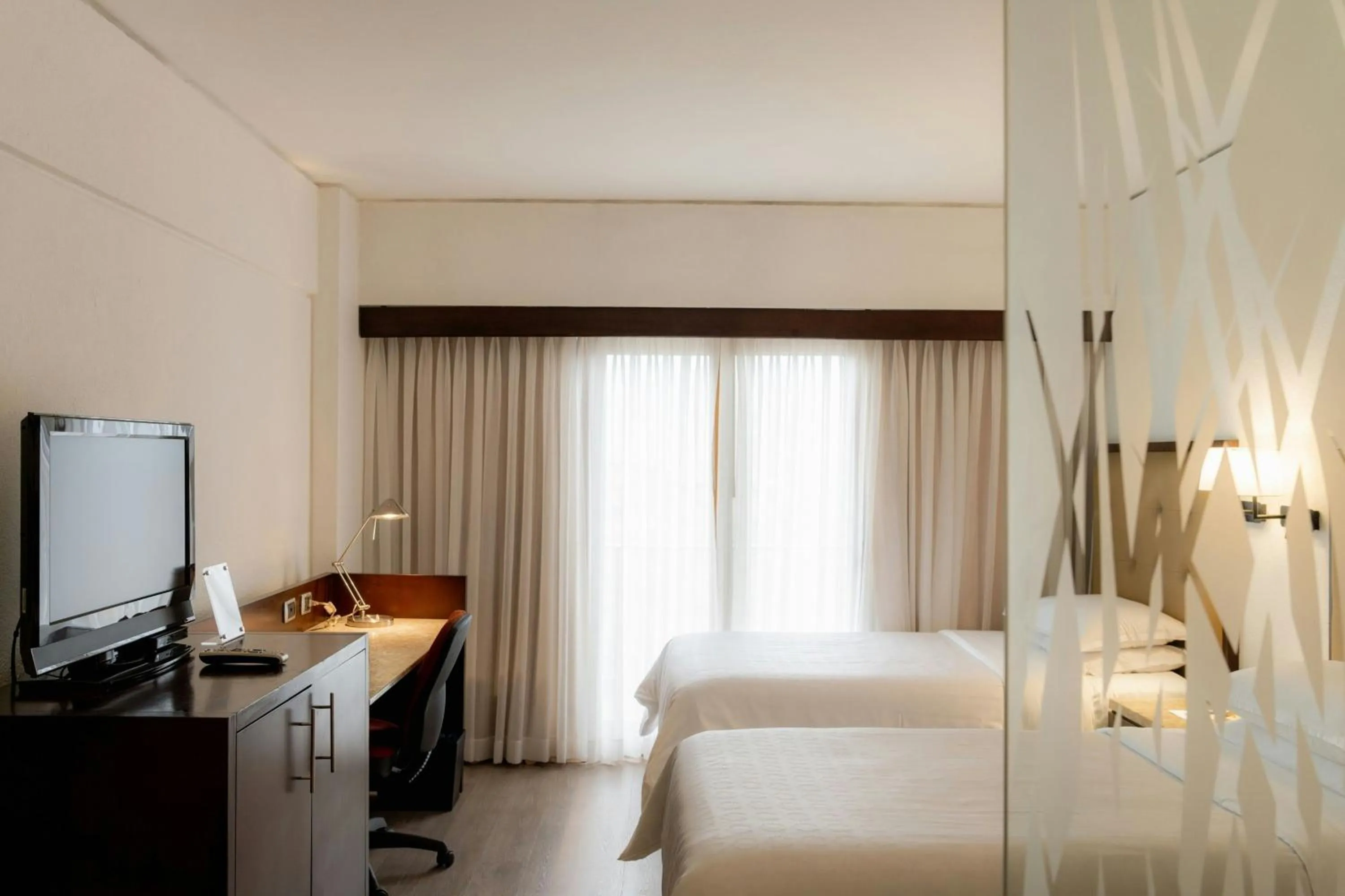 Photo of the whole room, Bed in Sheraton Lima Historic Center