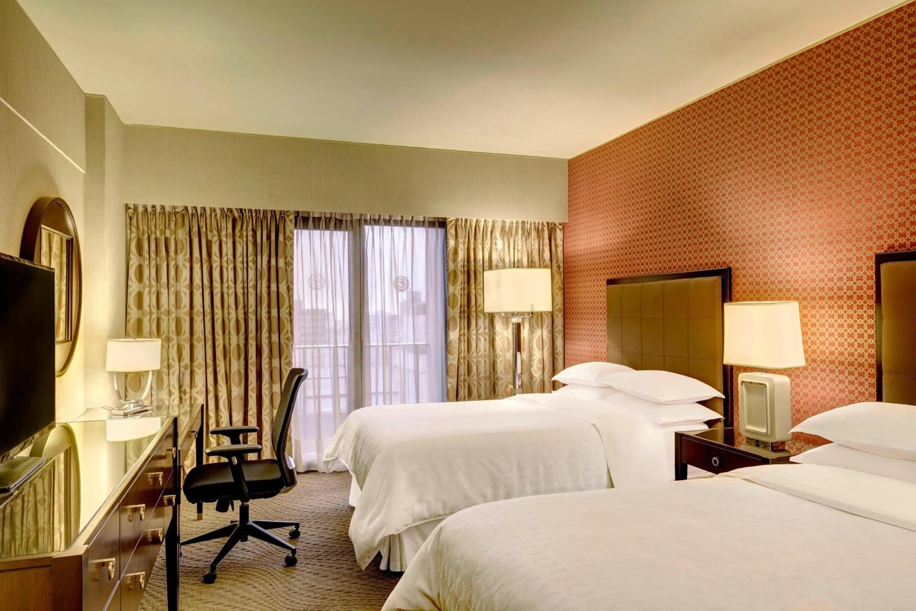 Photo of the whole room, Bed in Sheraton Lima Historic Center