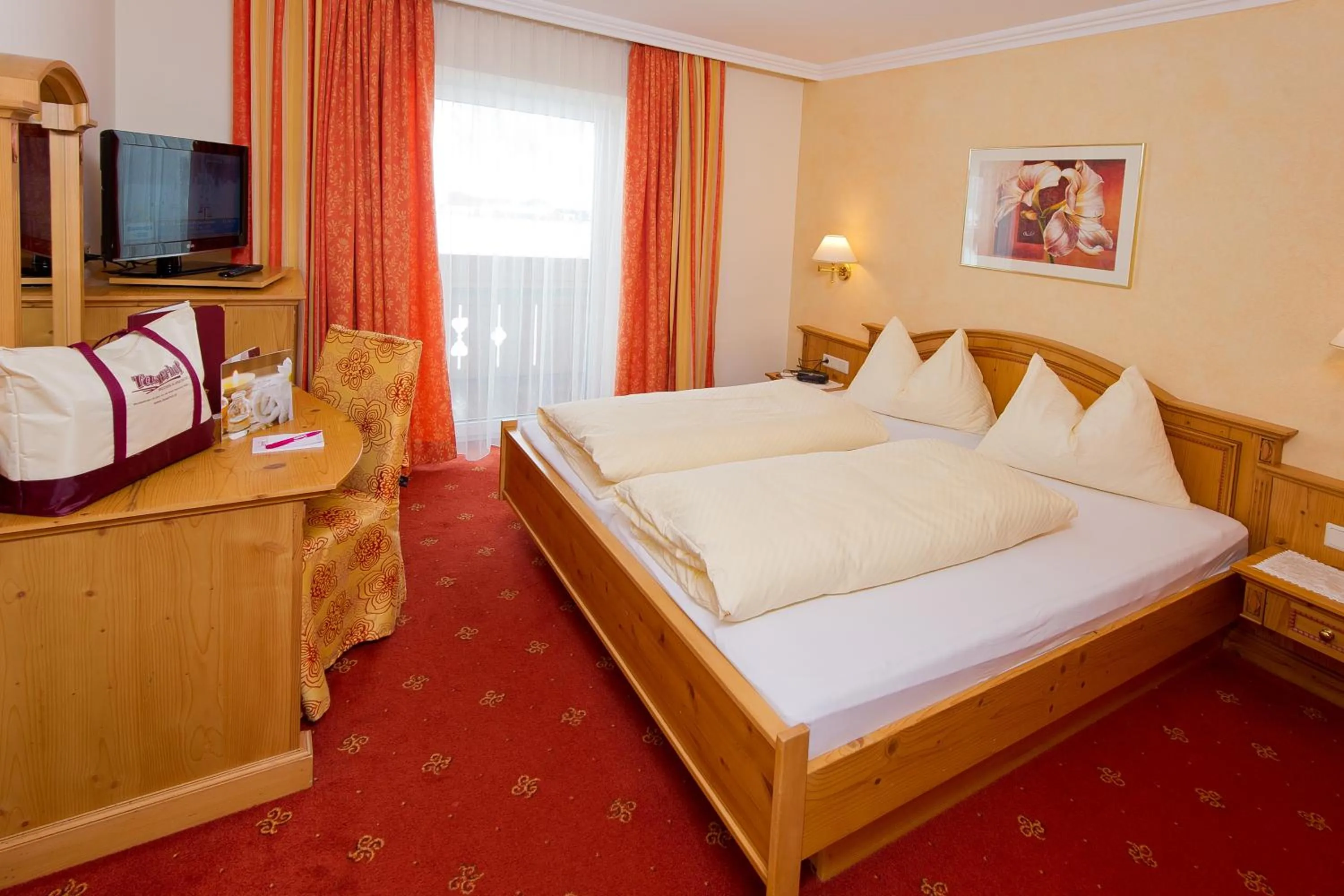 Apartment in Hotel Taxerhof