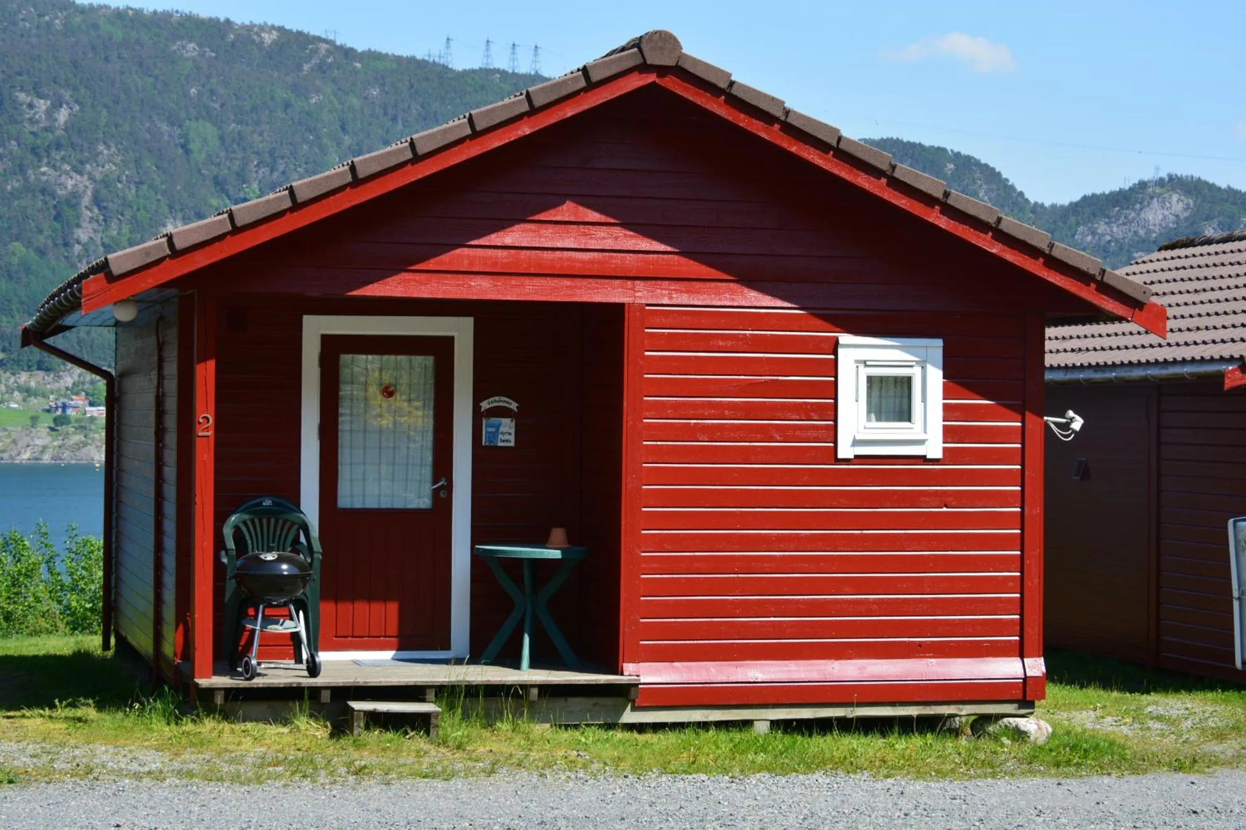 One-Bedroom Cottage in Langenuen Motel & Camping