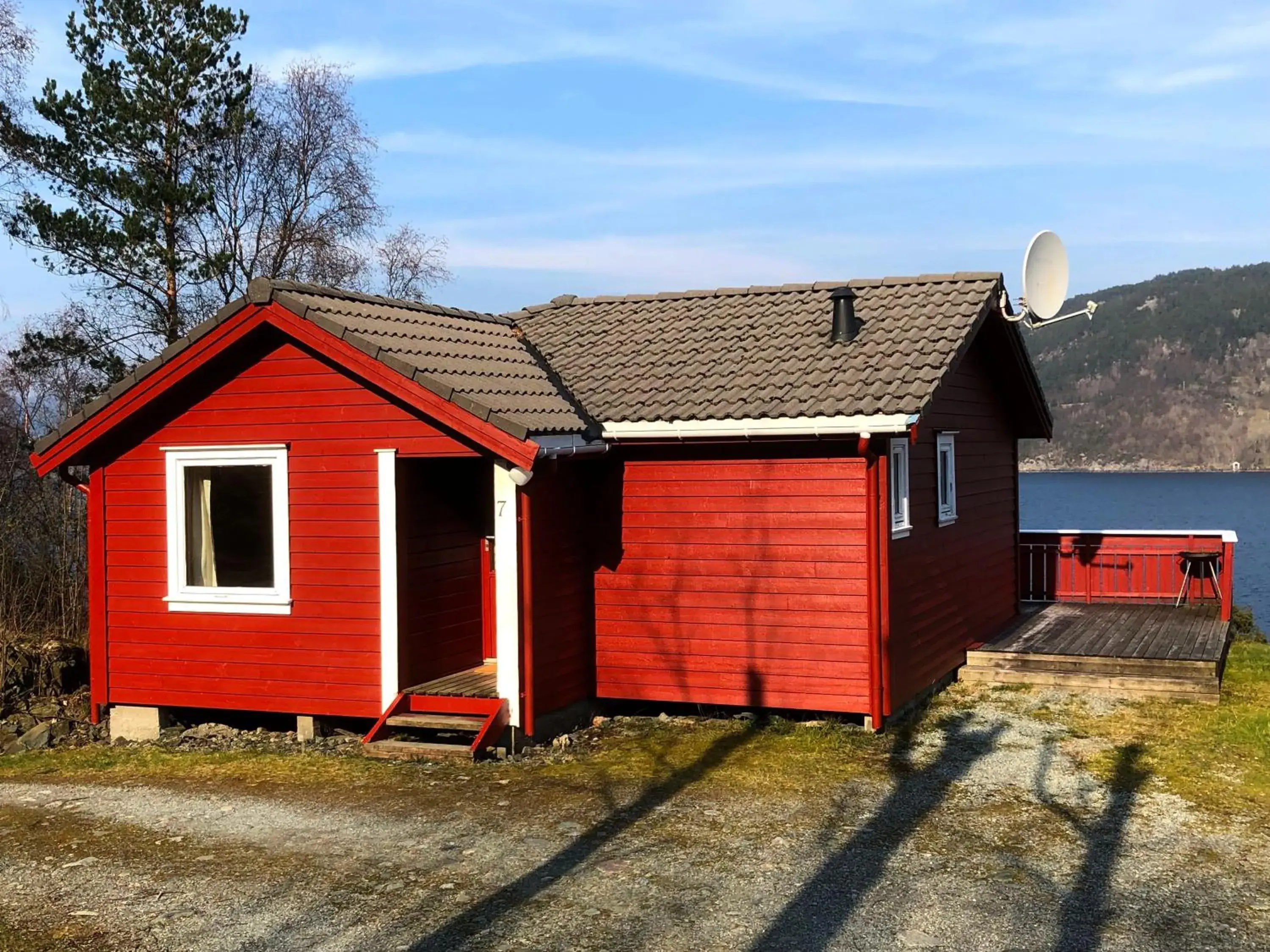 Two-Bedroom Cottage in Langenuen Motel & Camping Two-Bedroom Cottage in Langenuen Motel & Camping
