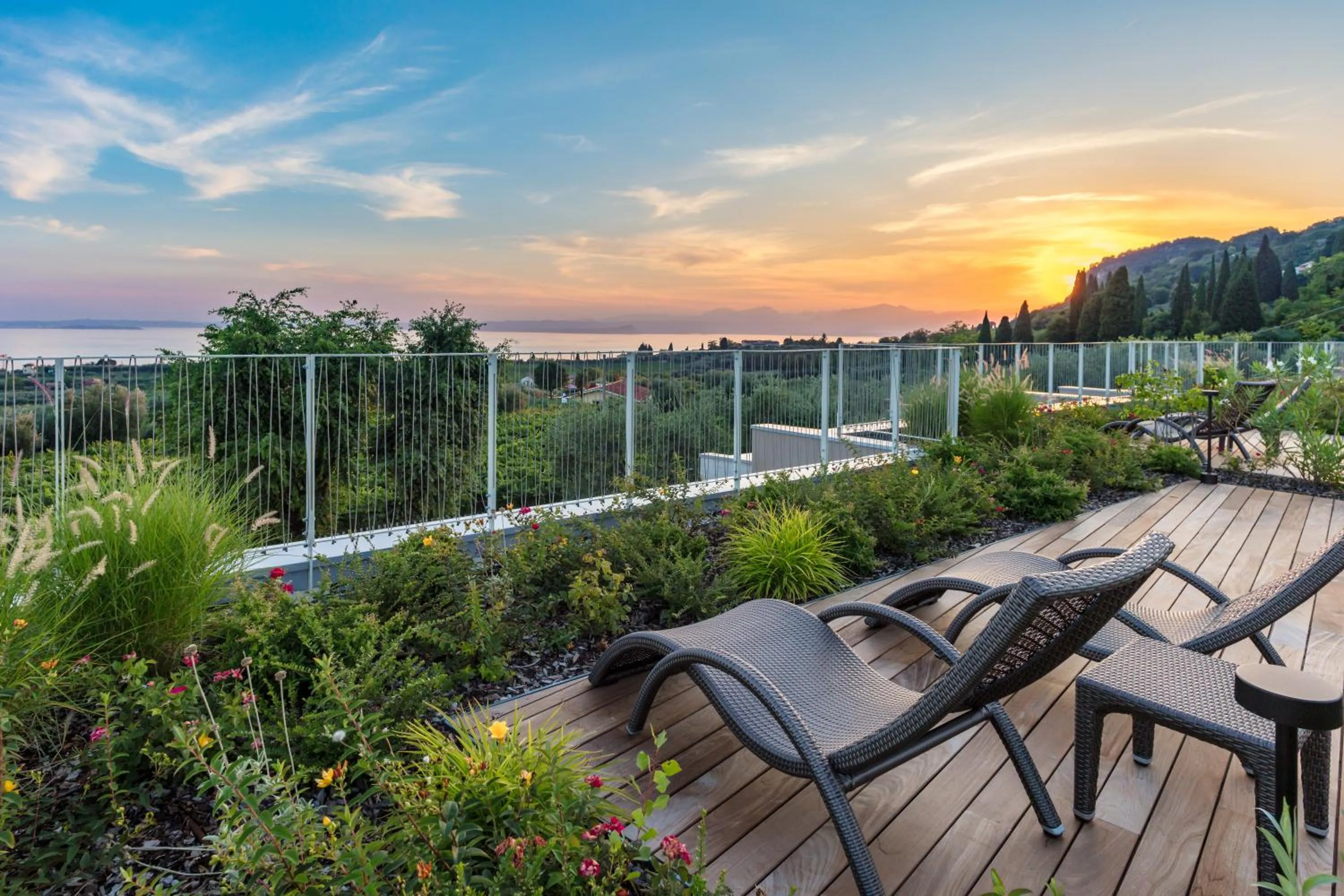 Garden in San Colombano Suites