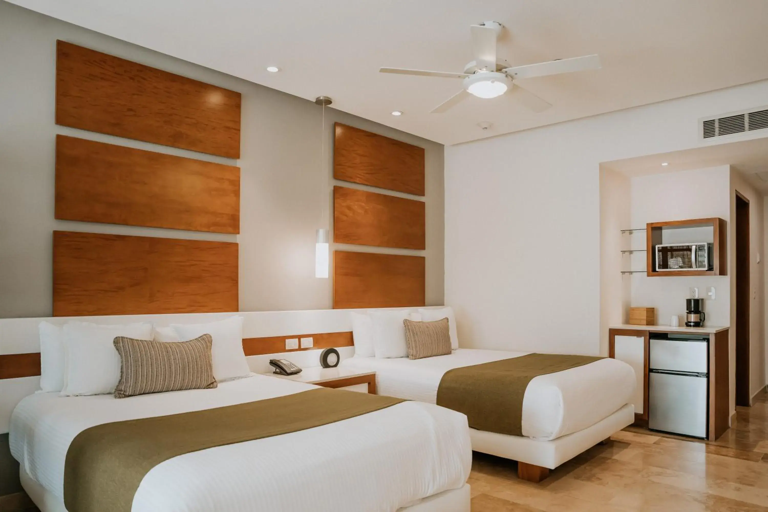 Deluxe Junior Suite, Partial Ocean View - single occupancy in The Reef 28 Hotel & Spa - Luxury Adults Only - All Suites - With Optional All Inclusive Deluxe Junior Suite, Partial Ocean View - single occupancy in The Reef 28 Hotel & Spa - Luxury Adults Only - All Suites - With Optional All Inclusive