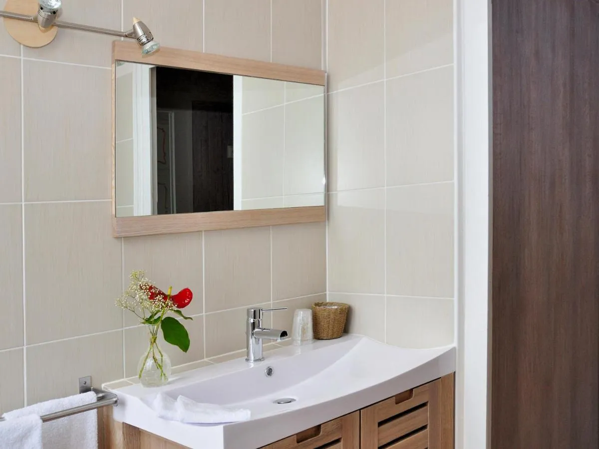 Bathroom in Logis Hôtel Auberge De L'ecole