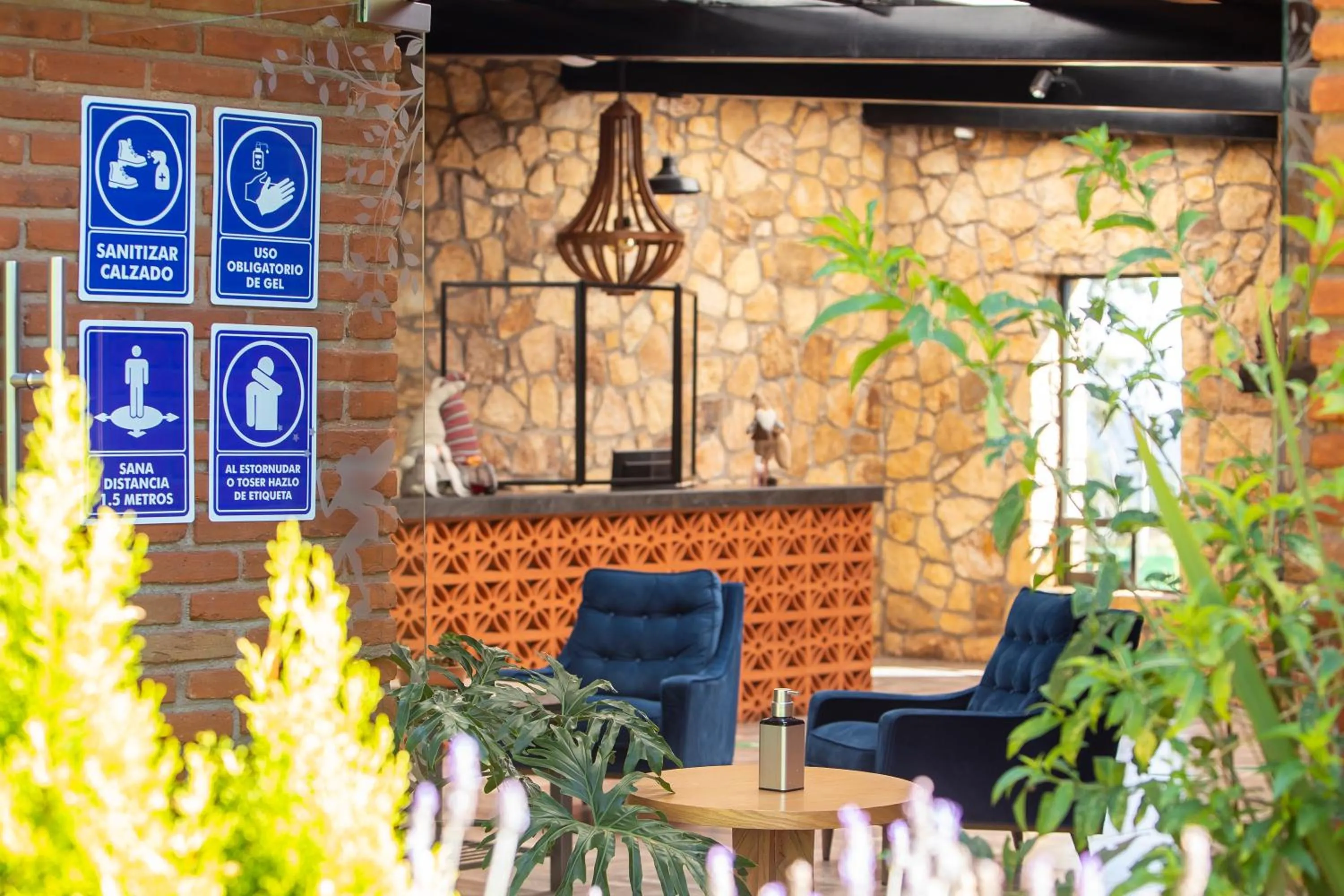 Lobby or reception in Hotel & Glamping Huasca Sierra Verde