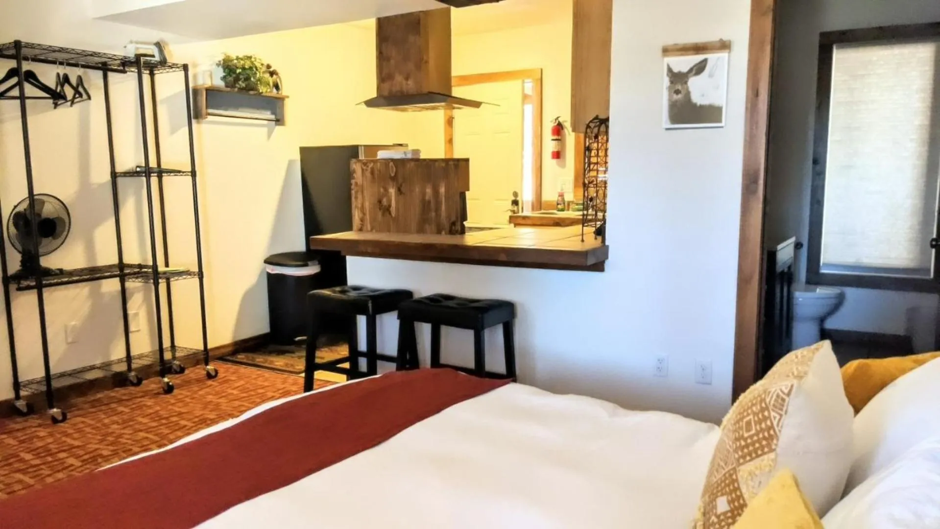 Bed in Green Mountain Falls Lodge