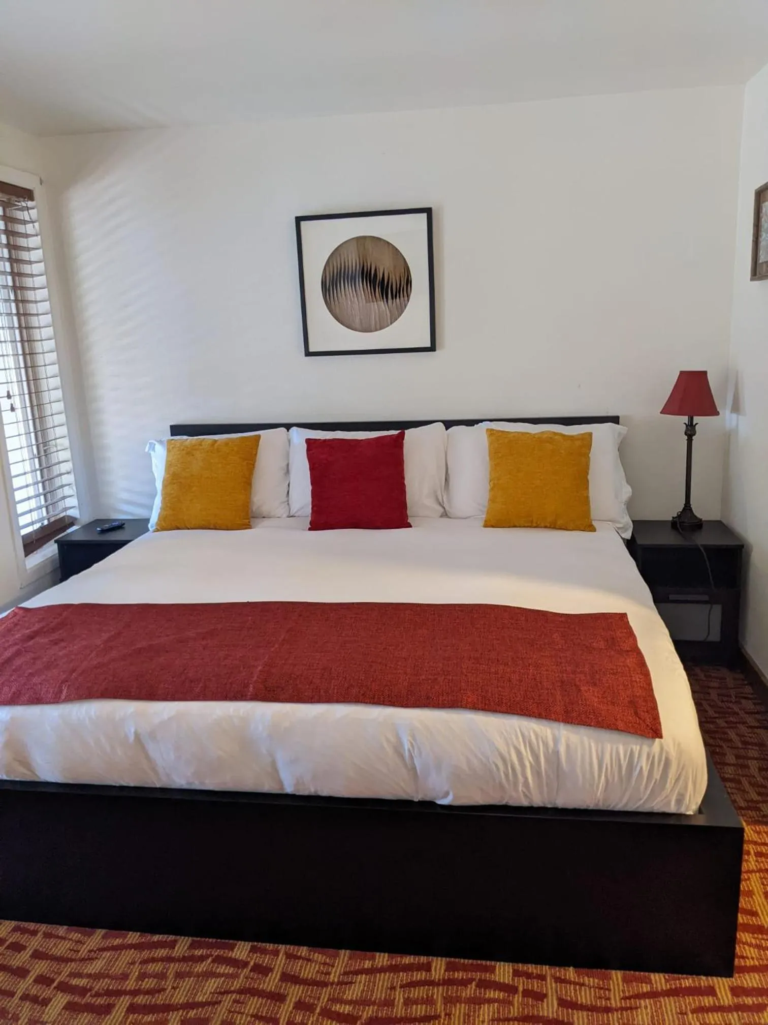 Bed in Green Mountain Falls Lodge