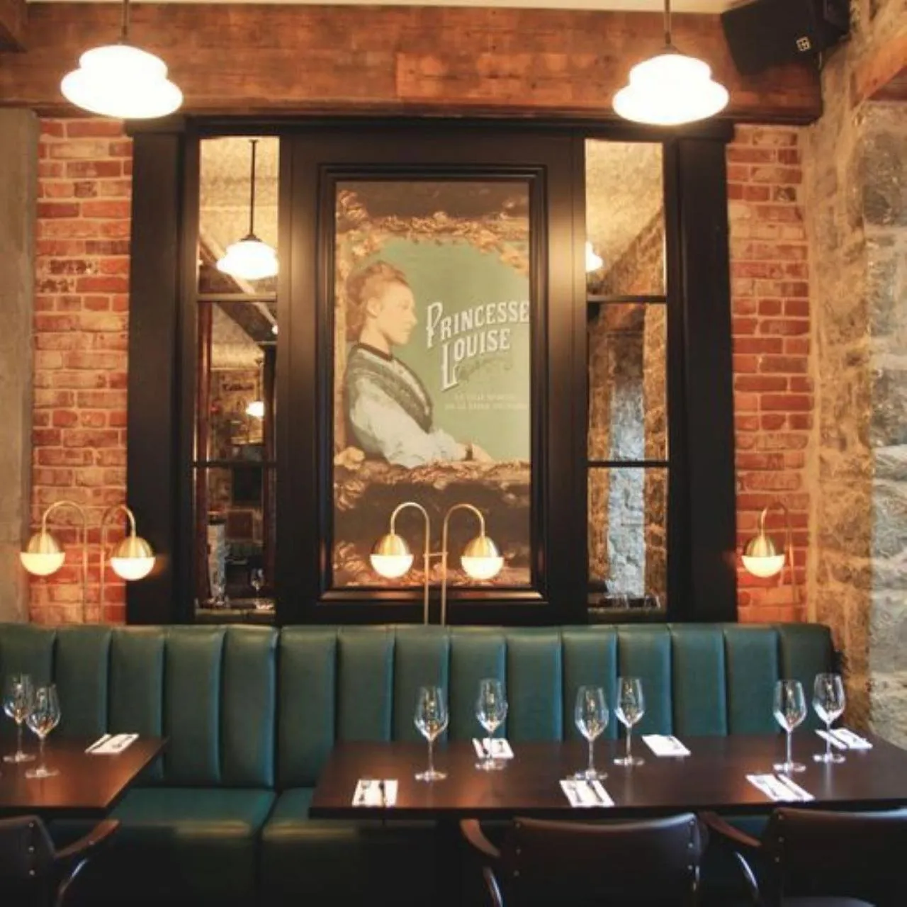 Restaurant/places to eat in Hotel Port-Royal