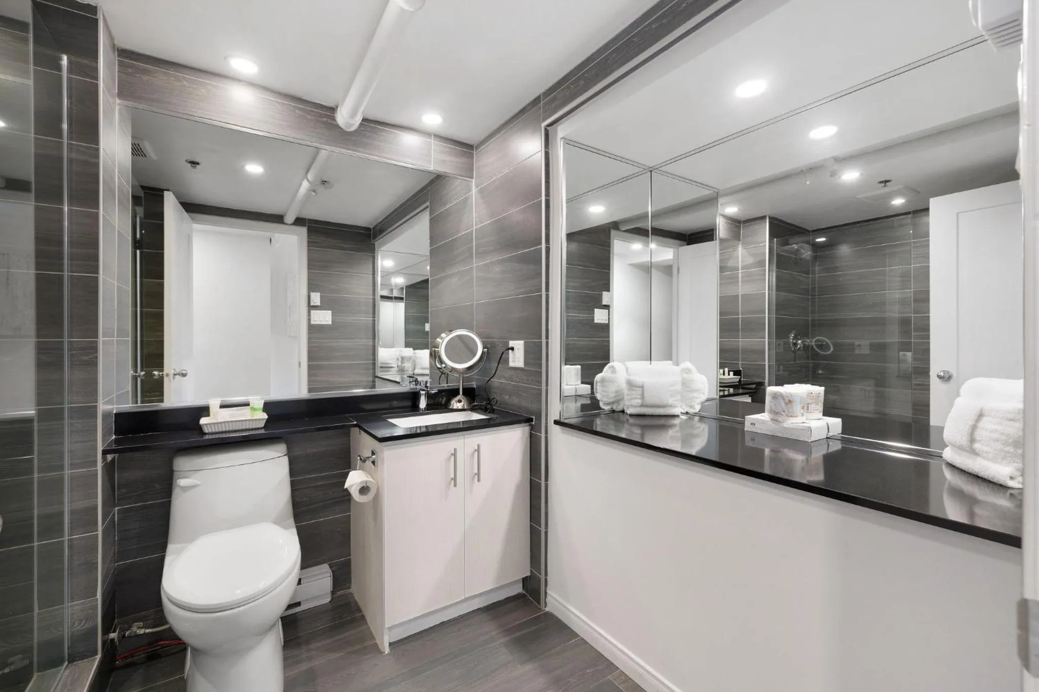 Bathroom in Hotel Port-Royal