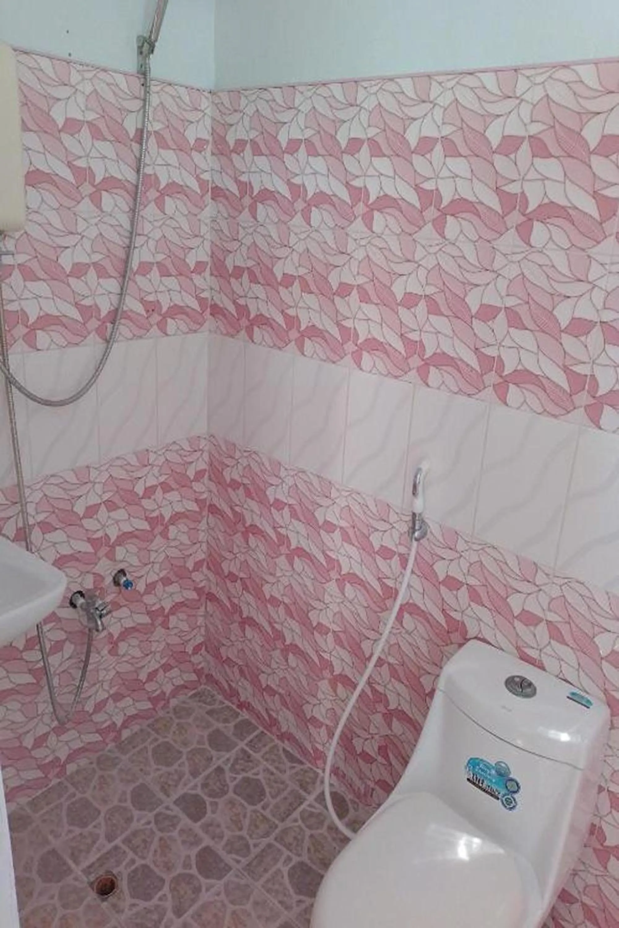 Bathroom in FNT Transient House near Hundred Islands