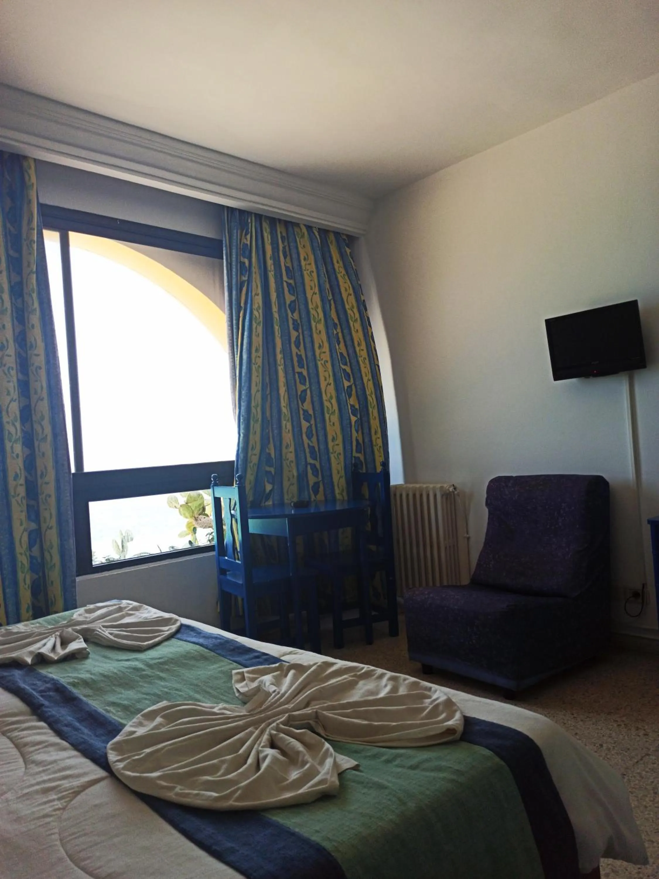 Bed in Residence Boujaafar